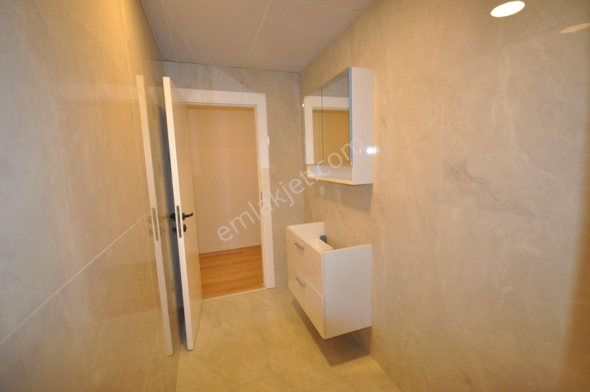 Bahçelievler Medicana Hastanesine Yakın Sıfır Binada 5+2 Dubleks - Görsel 17