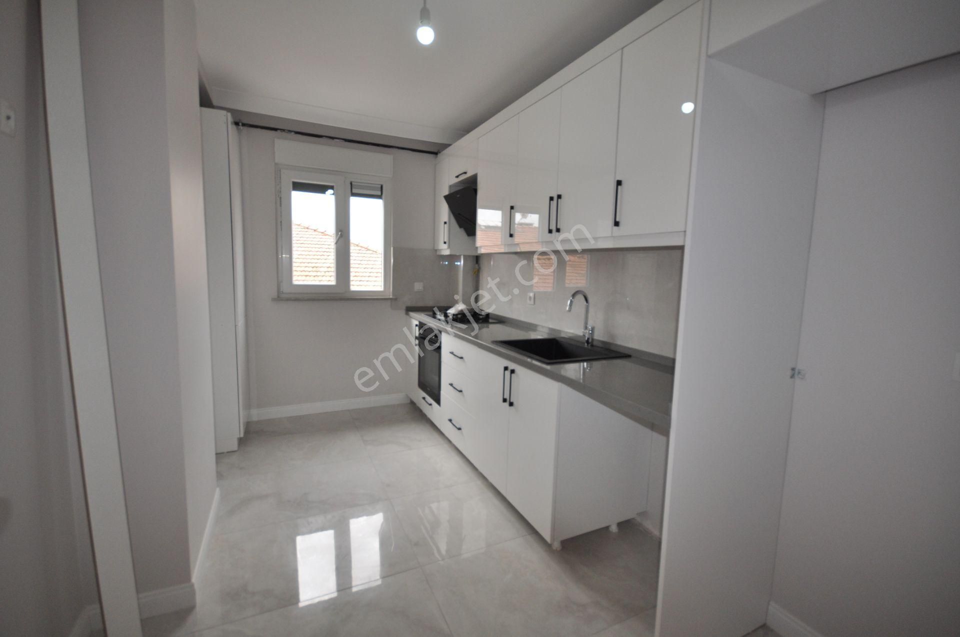 Bahçelievler Medicana Hastanesine Yakın Sıfır Binada 5+2 Dubleks - Görsel 5