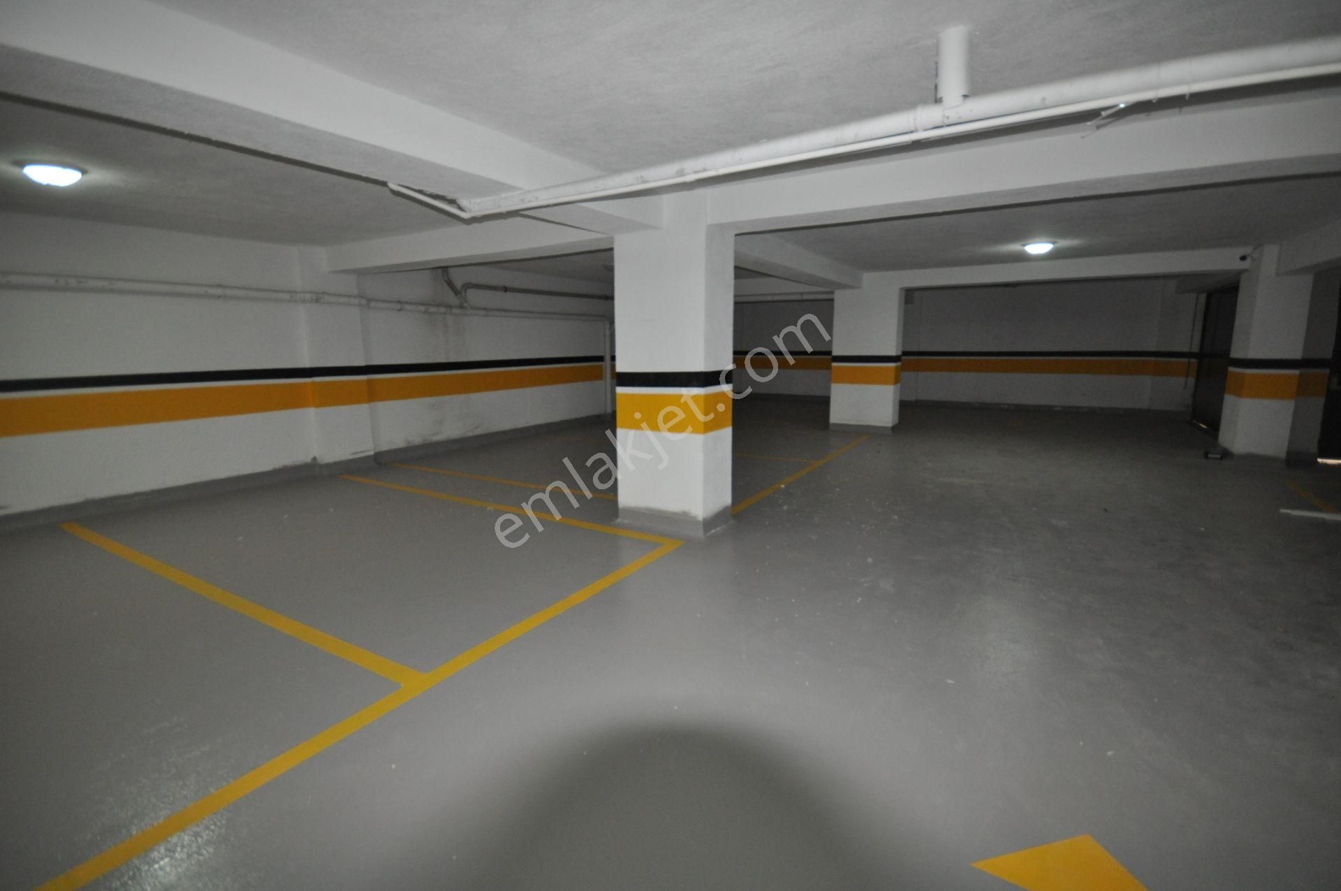 Bahçelievler Medicana Hastanesine Yakın Sıfır Binada 5+2 Dubleks - Görsel 32