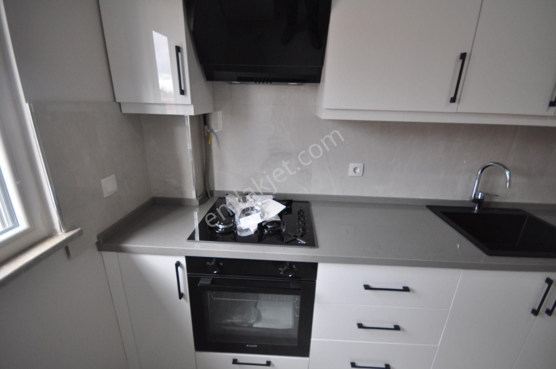 Bahçelievler Medicana Hastanesine Yakın Sıfır Binada 5+2 Dubleks - Görsel 7