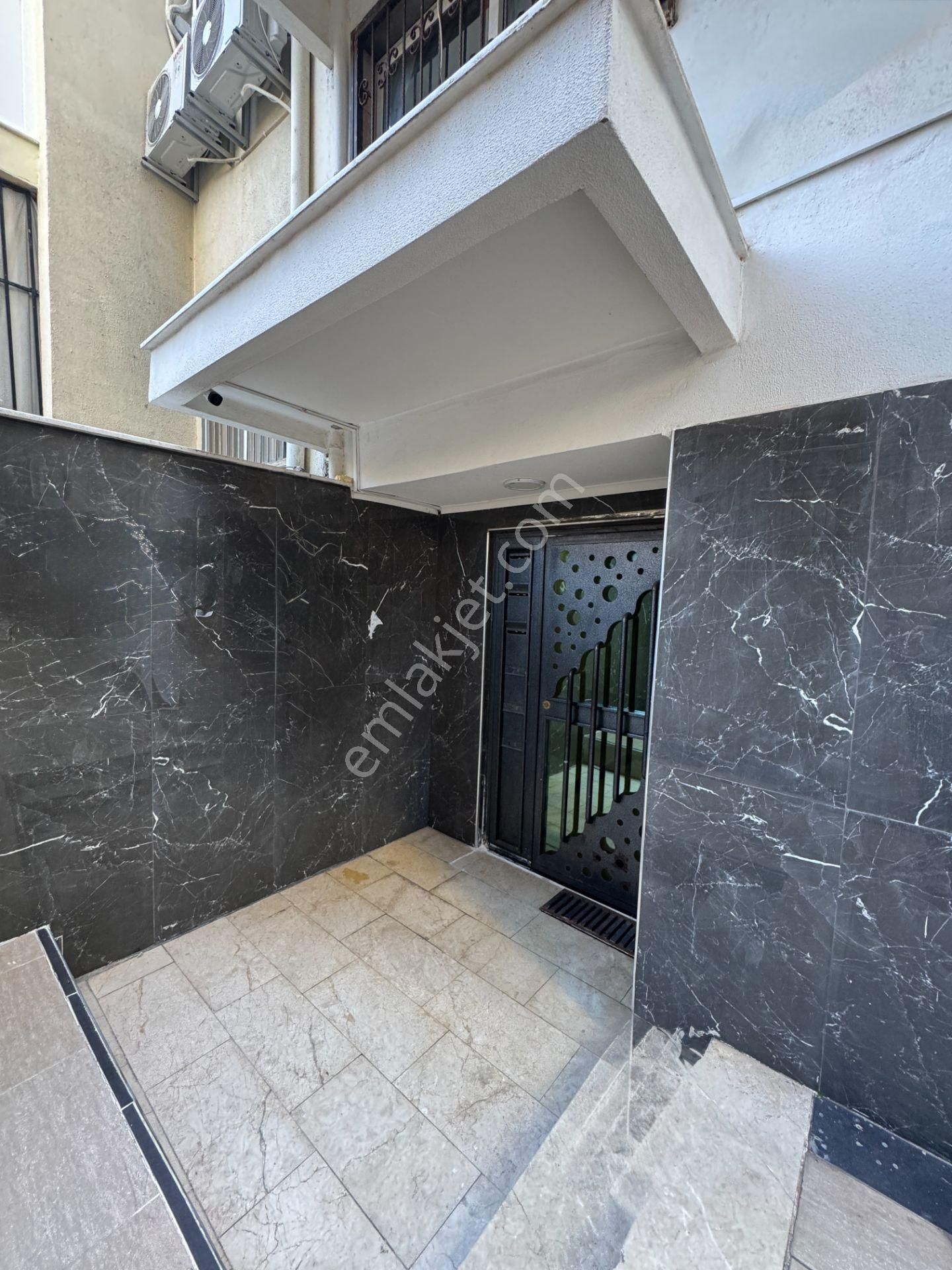 Işıklarda Karaalioğlu Parkı Manzaralı Arakatta Asansörlü Geniş 4+1 Daire - Görsel 34