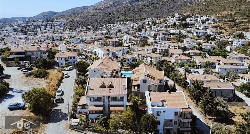 Merkezde Giriş Katı 60 Metre Kare Kullanım Alanlı 1+1 Daire