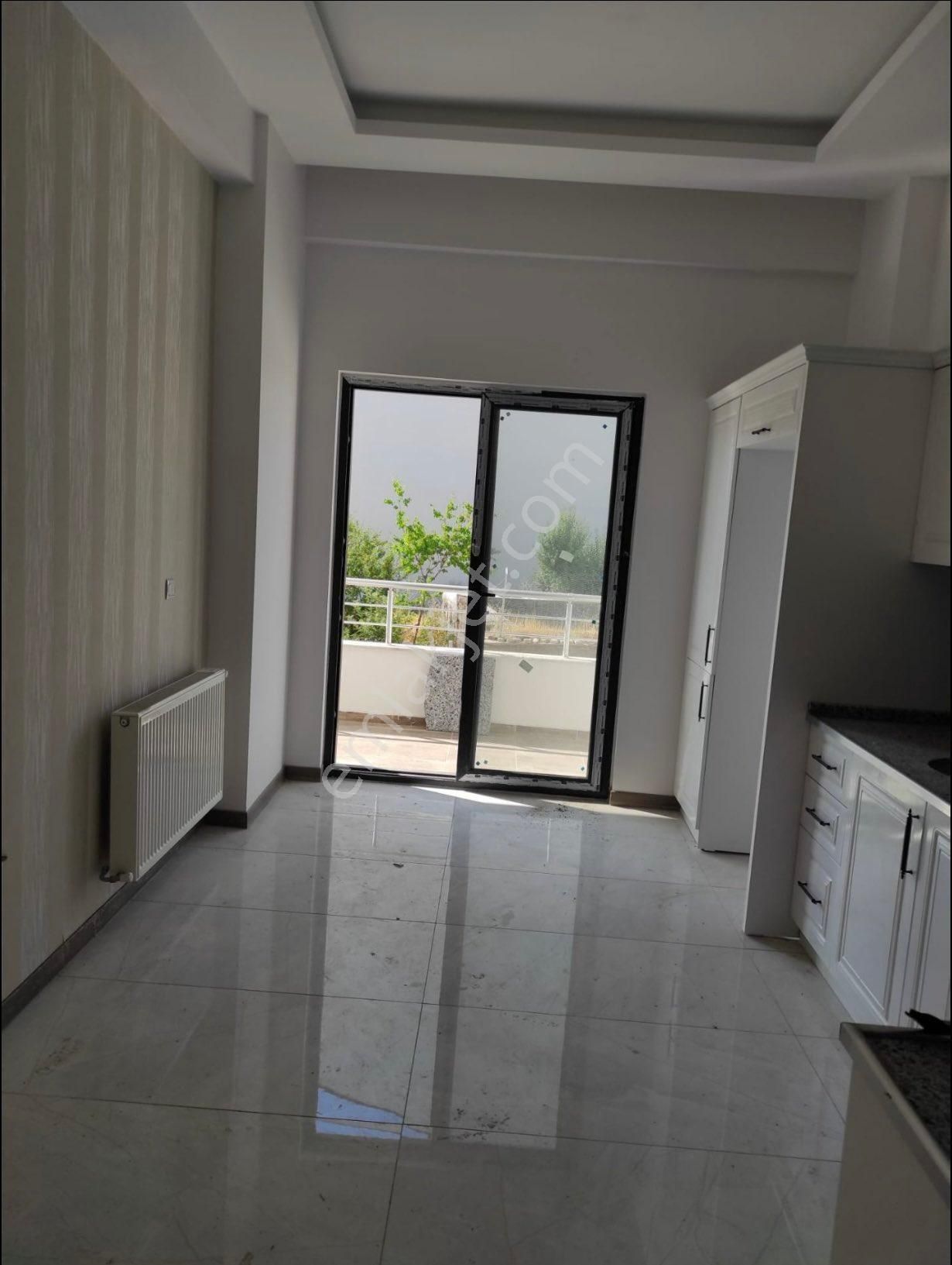 Fethi Sekin Şehir Hastanesi Yanı 3+1 Daire
