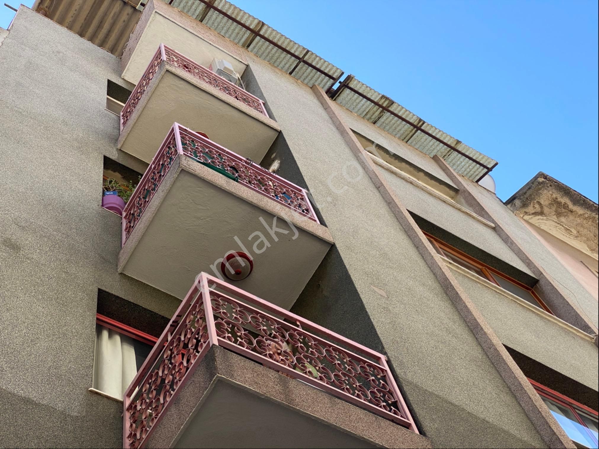 Kahramanlarda Komple 4 Katlı Satılık Bina Otel Veya Hastane Ruhsatına Uygun - Görsel 3