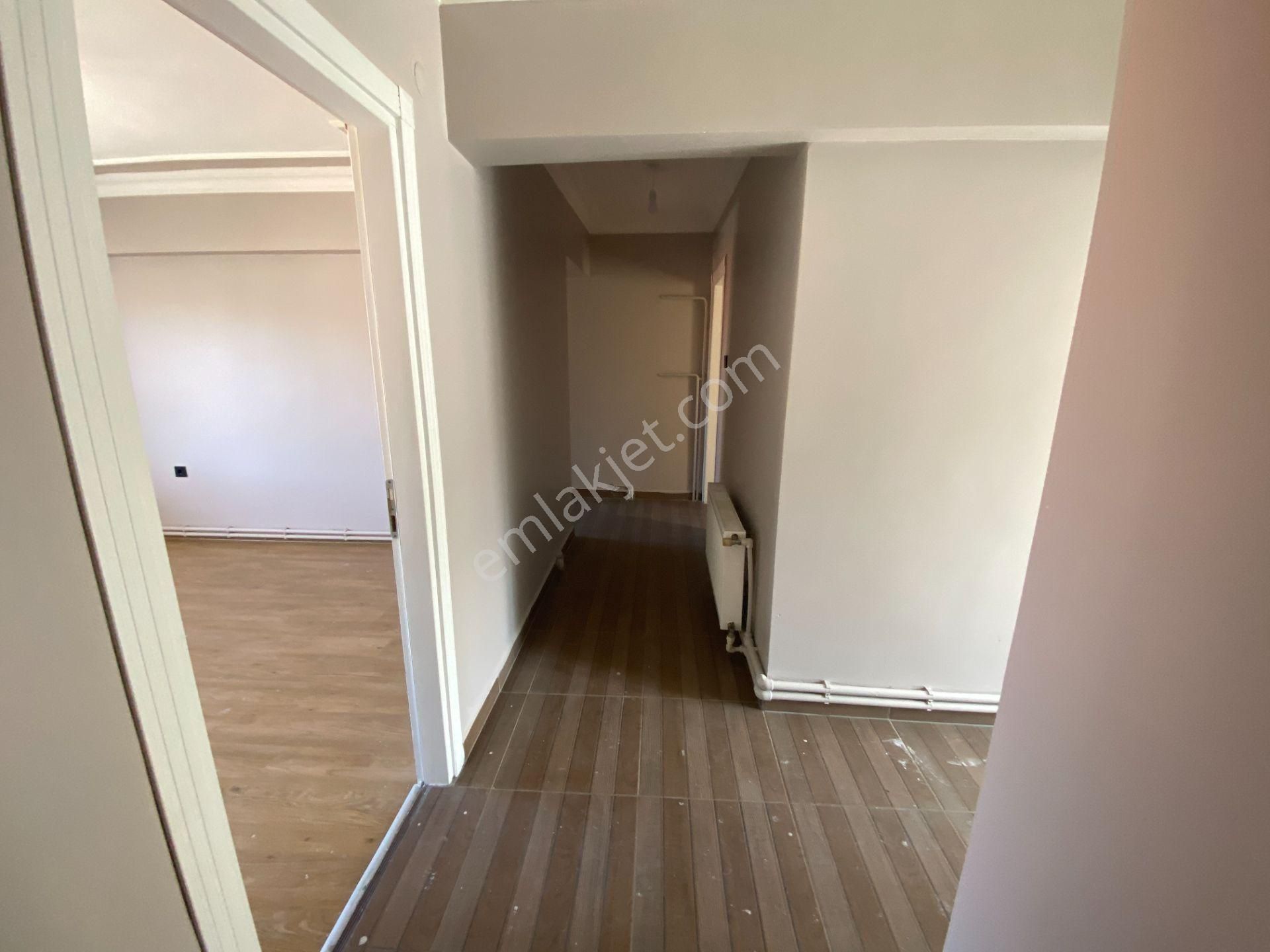 Serdivan Kemalpaşa Merkezde 3+1 Kiralık Daire - Görsel 8