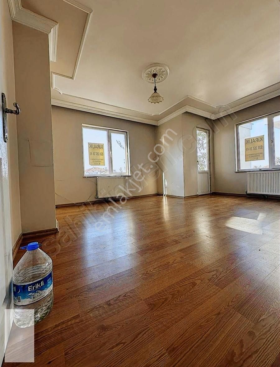 Tekirdağ Çerkezköy Veliköyde Cadde Üzerinde Kiralık 2+1 Daire