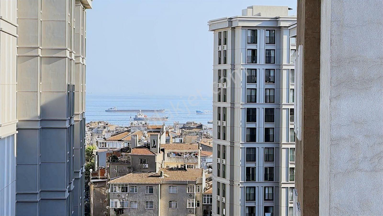 Çiğdem Emlak'tan Sahilpark Evlerinde Satılık 3+1 Daire 137m2