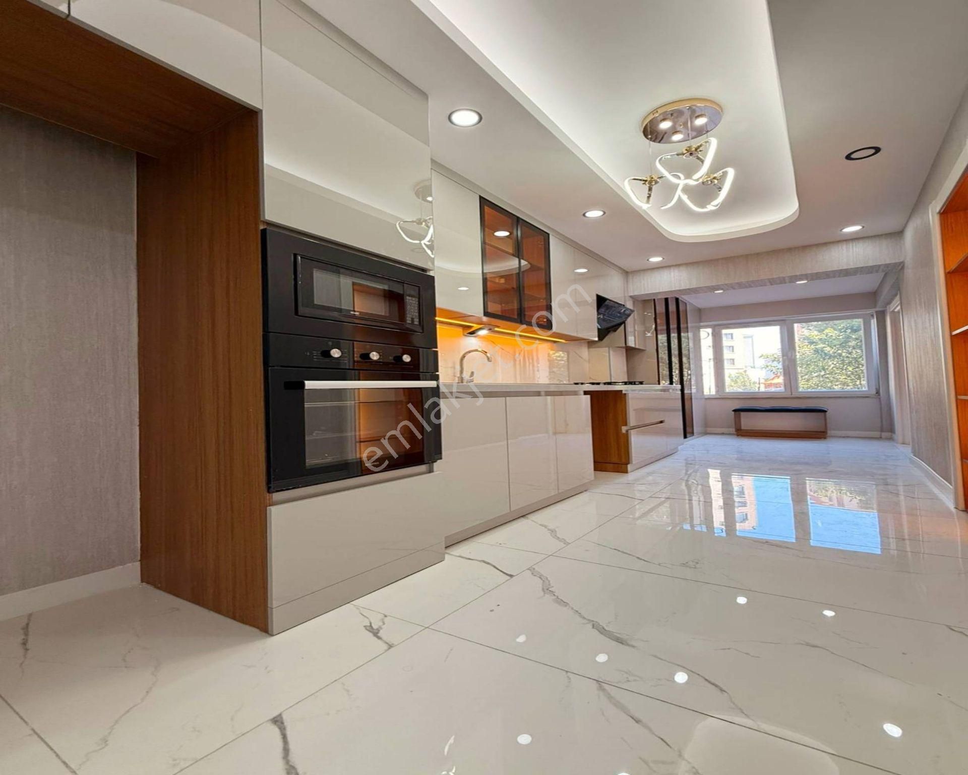 Beylikdüzünde Full Dekorlu 3+1 Yüksek Giriş Daire - Görsel 10