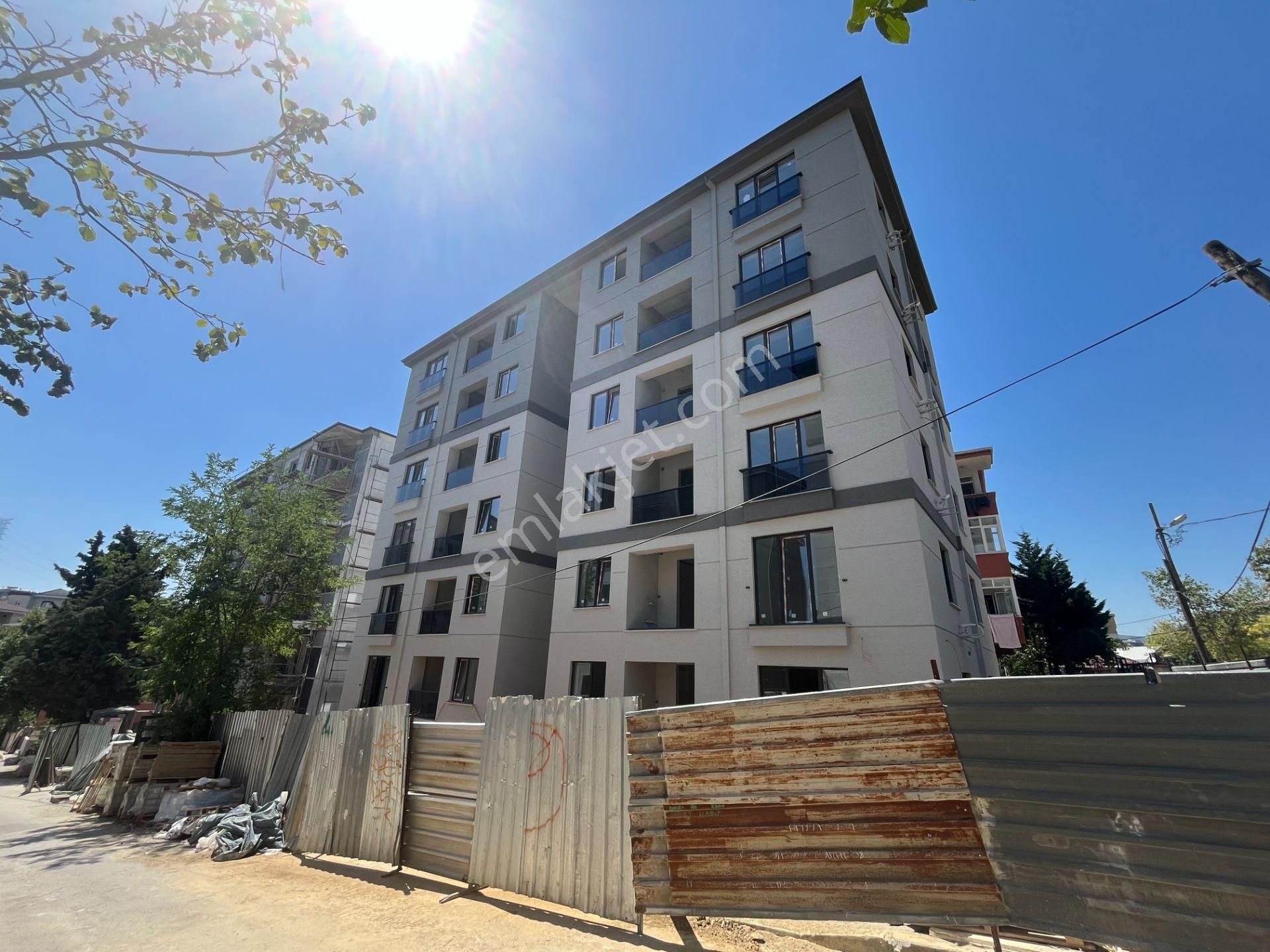 Pendik Kurtköy'de Yeni Binada Satılık 3+1 Daireler