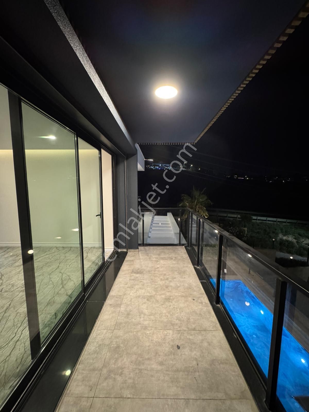 Full Manzara-özel Havuz/otopark-450 M2 Bahçe Yeni-ultra Lüx-tamamı Müstakil-akıllı Villa - Görsel 26