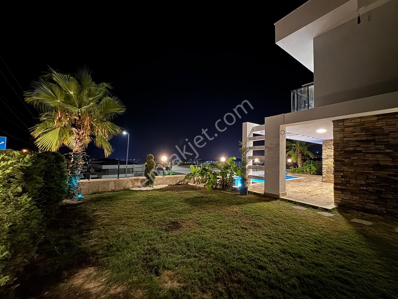 Full Manzara-özel Havuz/otopark-450 M2 Bahçe Yeni-ultra Lüx-tamamı Müstakil-akıllı Villa - Görsel 2