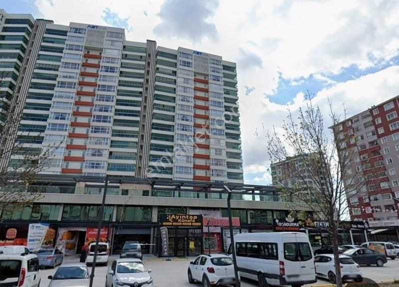 Batıkent Çakırlar Botanik Metro Katta 4,5+1 Acil Satılık Daire