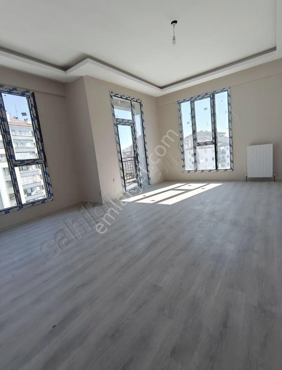 Turgut Özal 5+1 300m2 Lüx Daire - Görsel 12