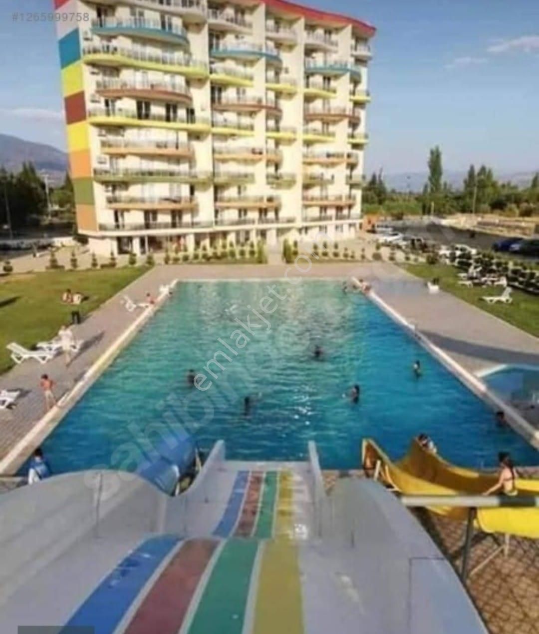 Nazilli Yöntem Emlaktan Havuzlu Sitede Eşyalı Kiralık 2+1 Daire