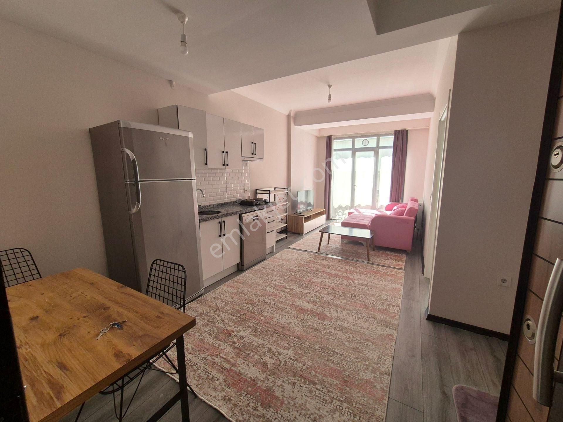 Yeditepe Üniv.karşısı Yeni Bina, 7/24 Güvenlik, Eşyalı 1+1 Daire