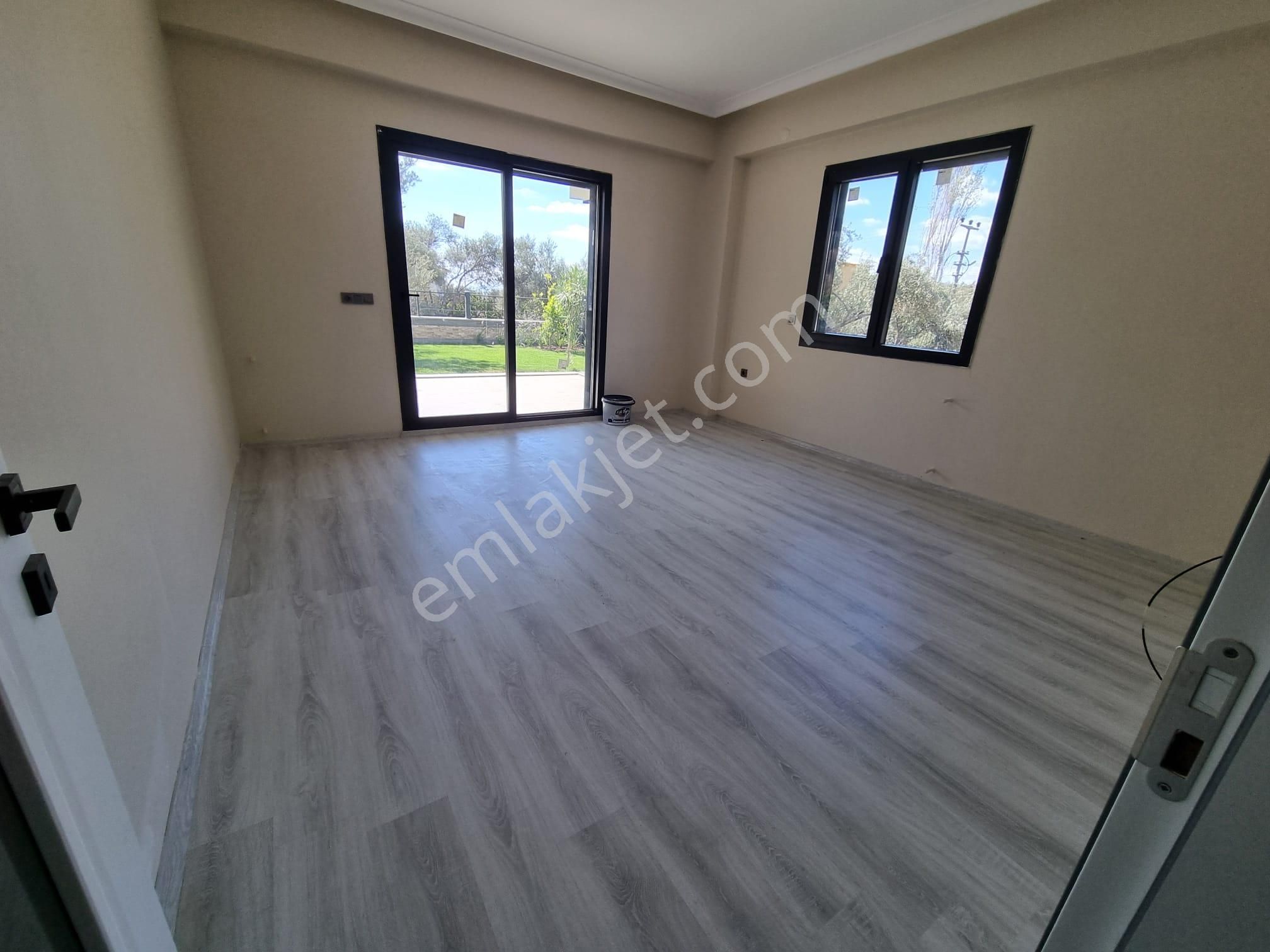 Avcılar Da Tam Müstakil Özel Havuzlu 600 M2 Arsa İçinde Villa - Görsel 6