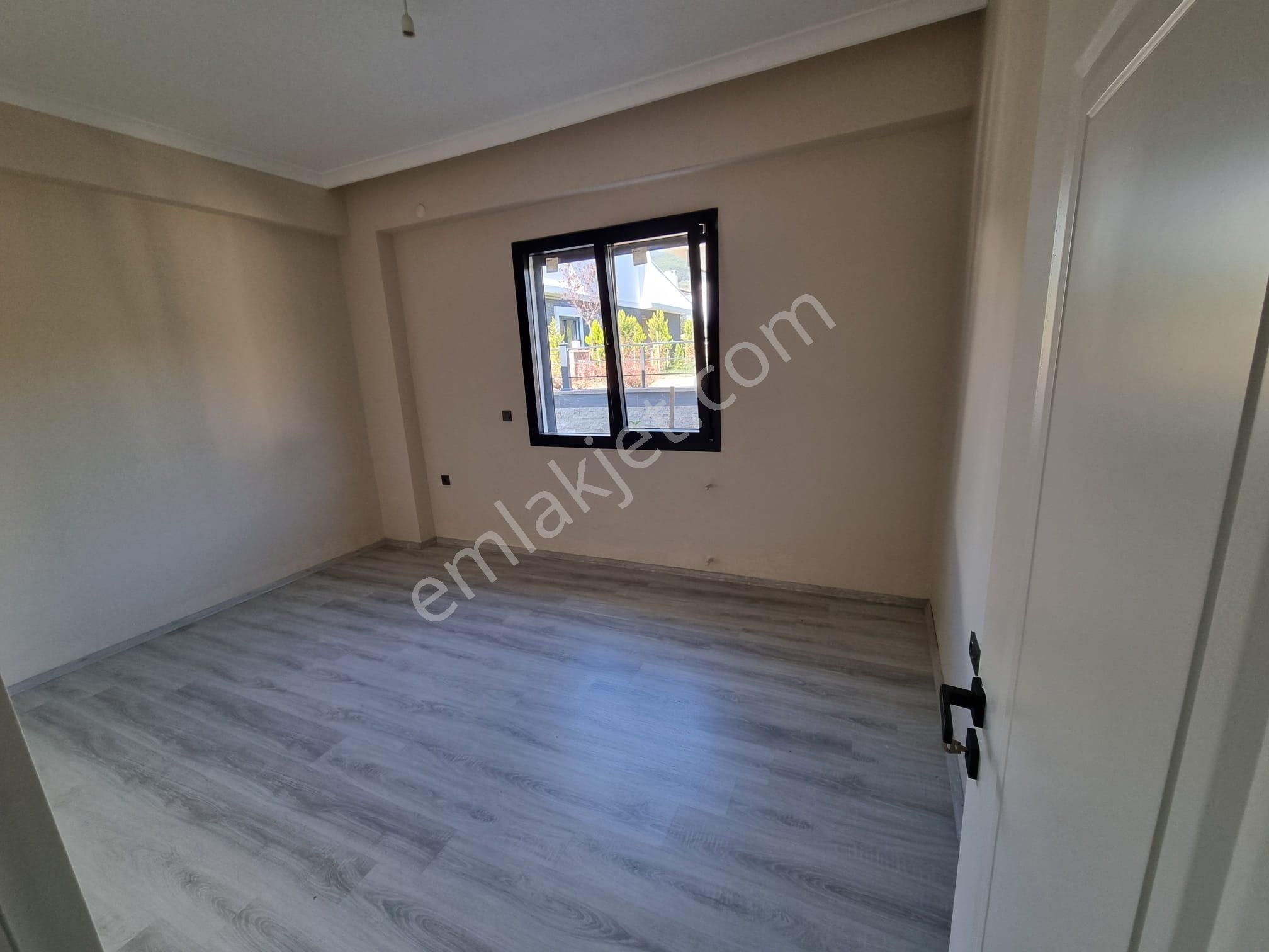 Avcılar Da Tam Müstakil Özel Havuzlu 600 M2 Arsa İçinde Villa - Görsel 16