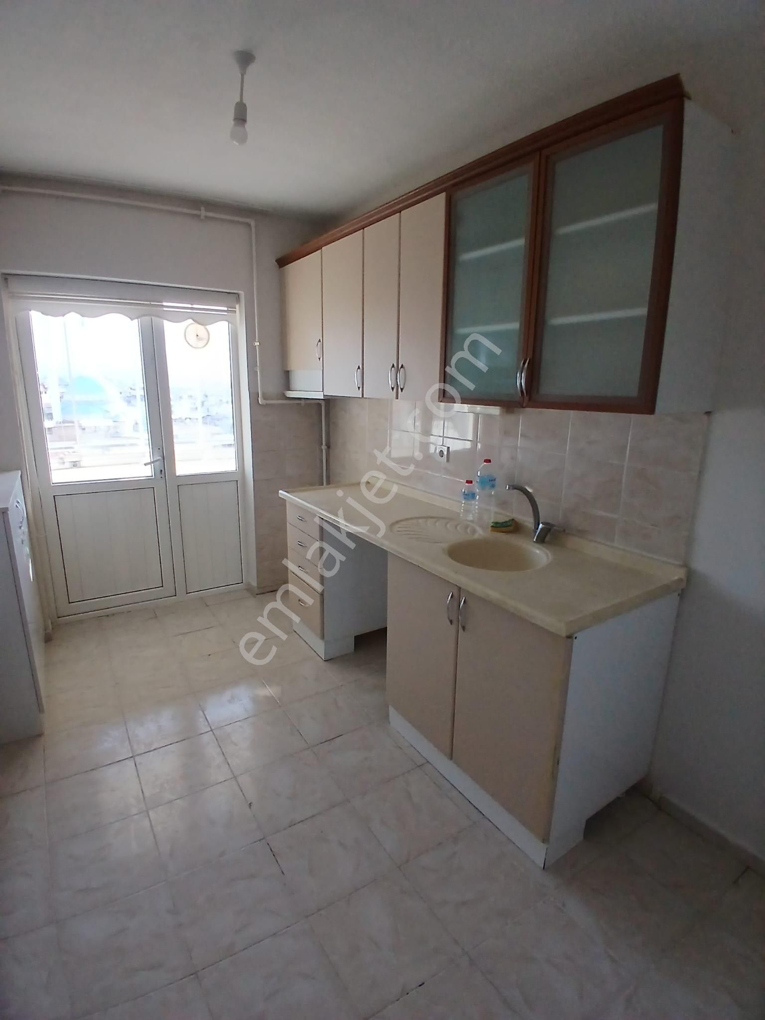 Ender Uysal Gayrimenkulden Aktepe Toki De Kiralık 2+1 Ara Kat Daire