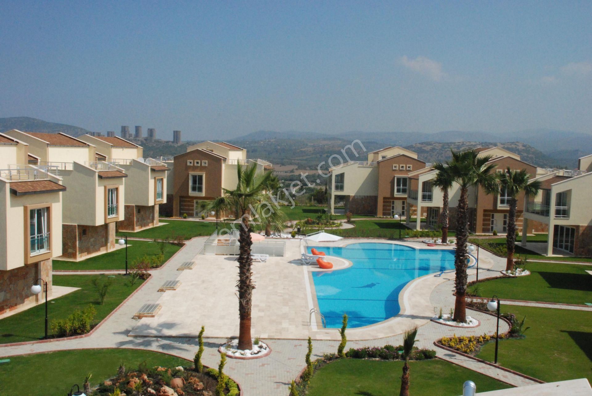 Manzara-guvenlık-havuz-bahçe-otopark-merkezi Sıstem-yeni-ultra Lüx-tamamı Müstakil - Görsel 6