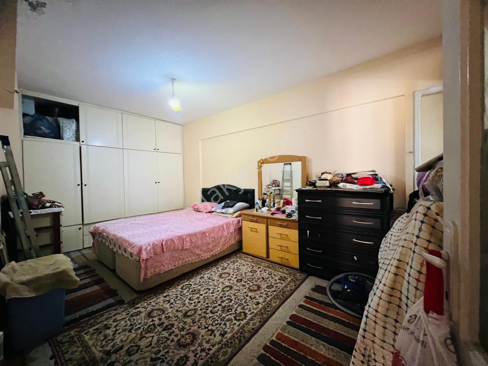 Göçmen Gayrimenkul'den Zafer Mah.3+1 Satılık Arakat - Görsel 18