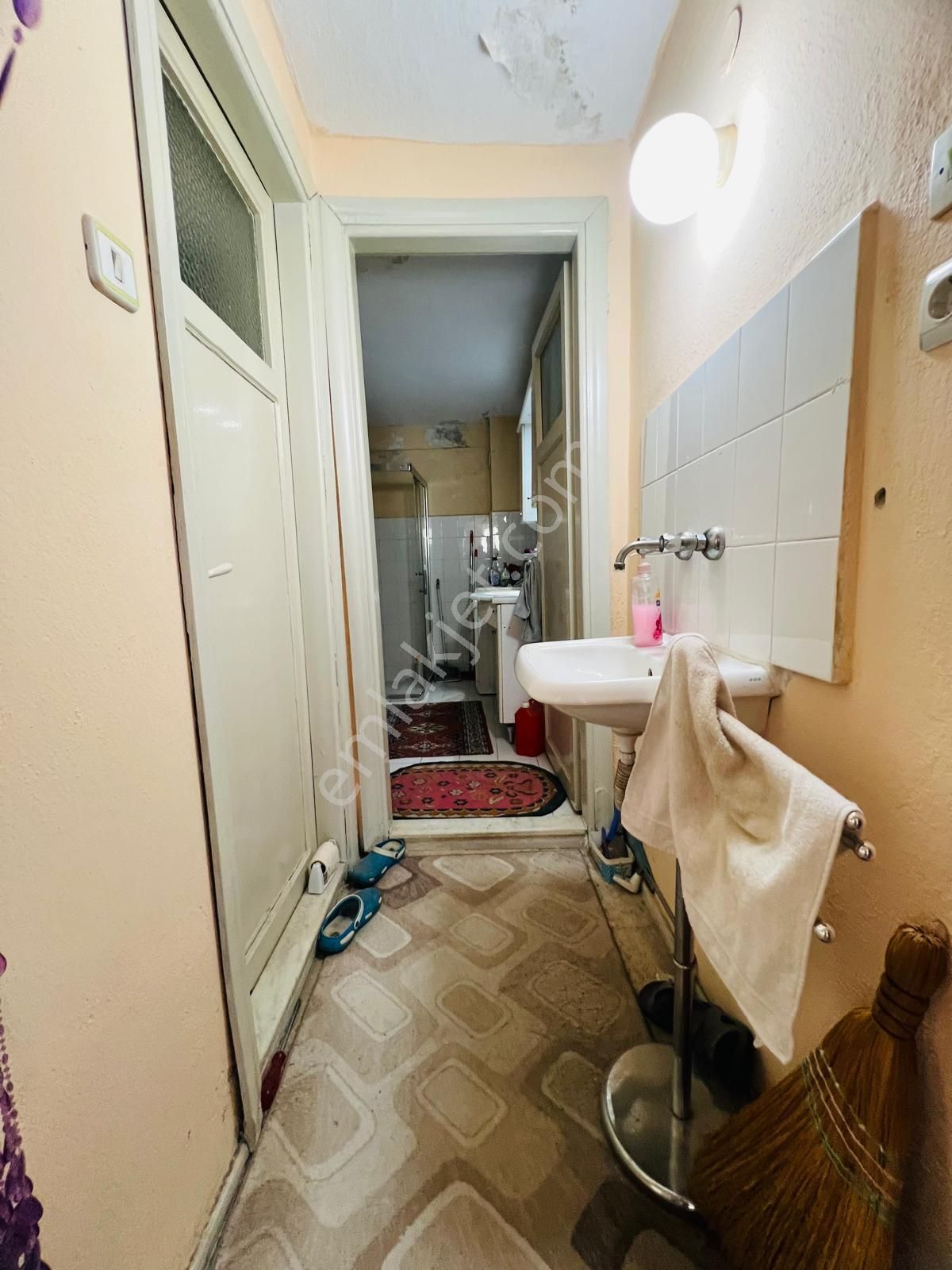 Göçmen Gayrimenkul'den Zafer Mah.3+1 Satılık Arakat - Görsel 14