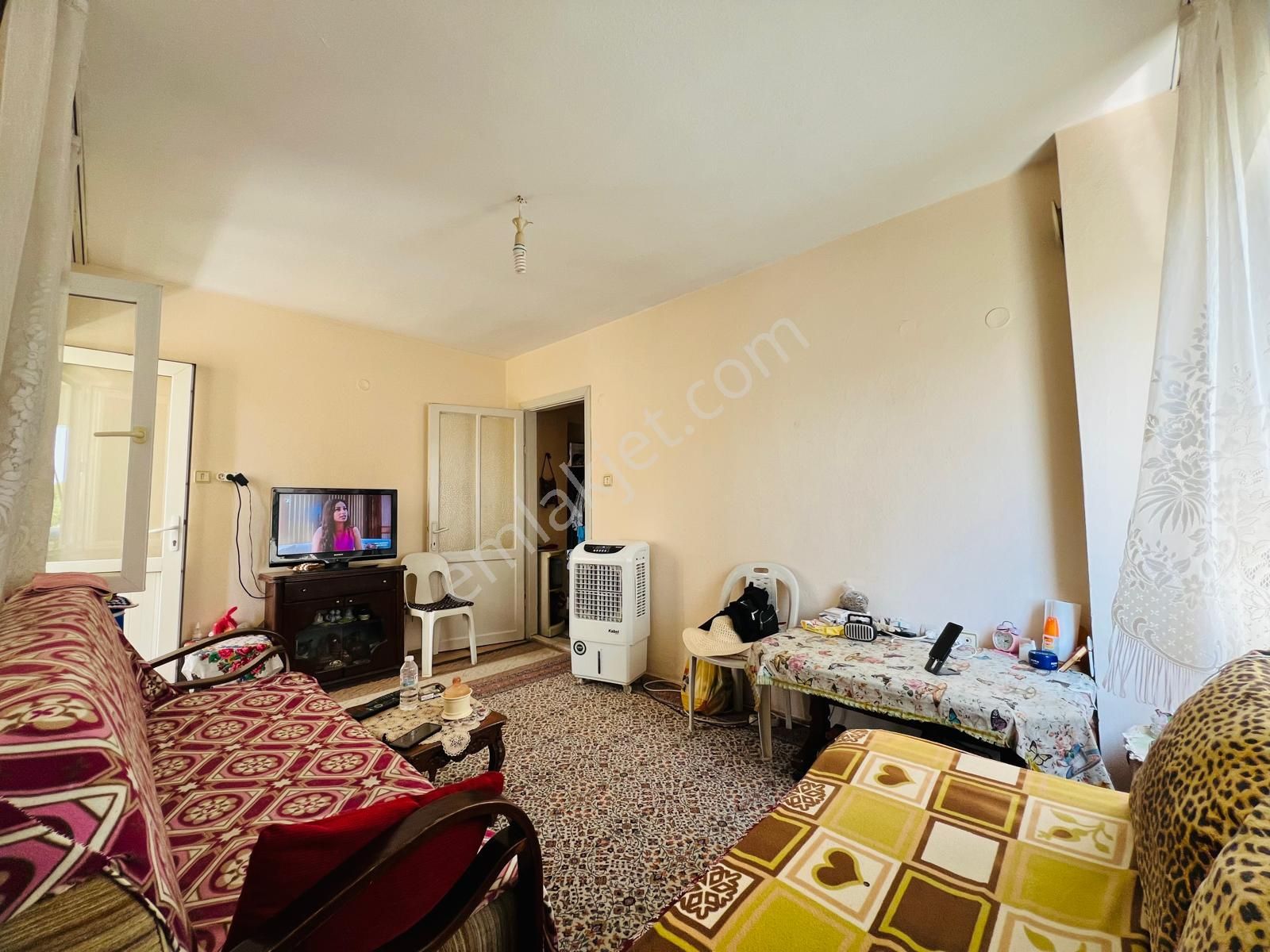 Göçmen Gayrimenkul'den Zafer Mah.3+1 Satılık Arakat - Görsel 6