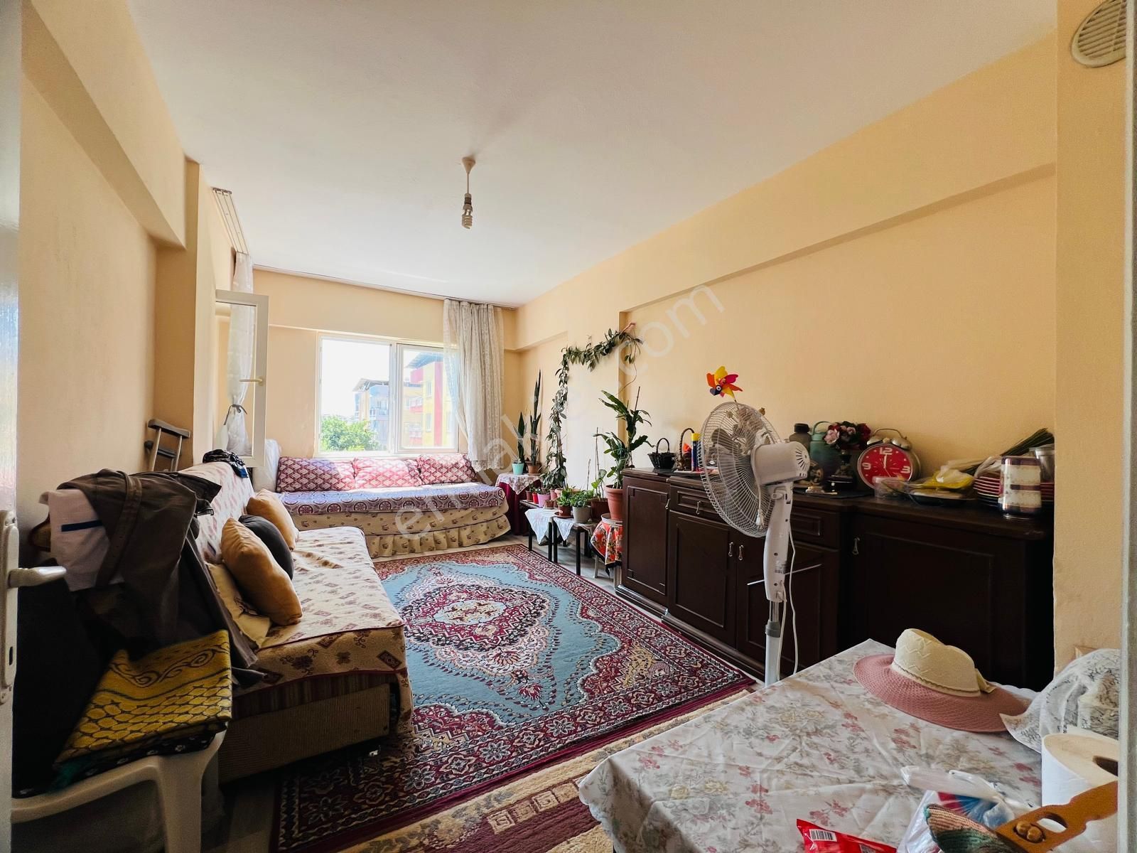 Göçmen Gayrimenkul'den Zafer Mah.3+1 Satılık Arakat - Görsel 12