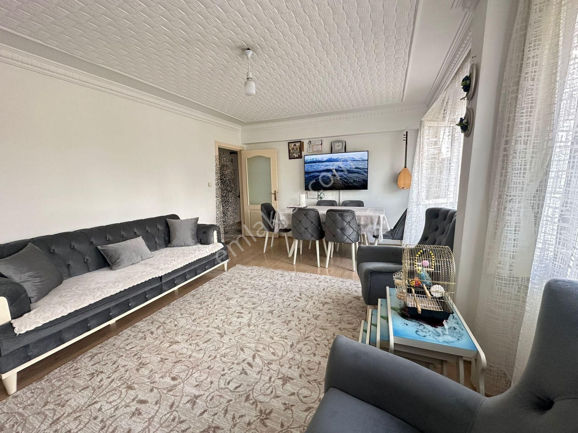 Beşikkaya'da 9.cadde Yakını Ebeveyn Banyolu Kilerli 3+1 Satılık Daire !!