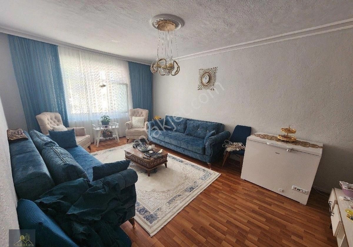 Karakaya Emlak Ofisinden Zafer'de Ara Kat Fırsatı