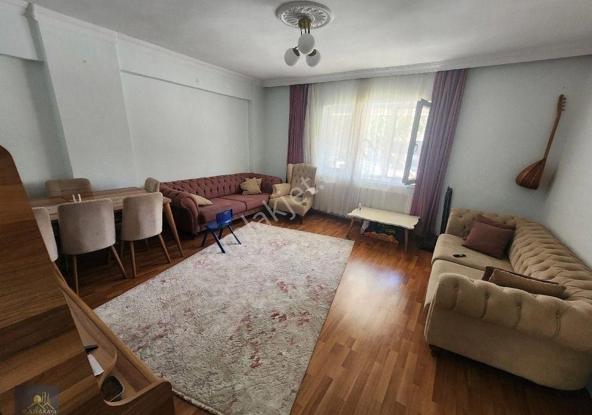Karakaya Emlak'tan Askeriye Karsısı Daire