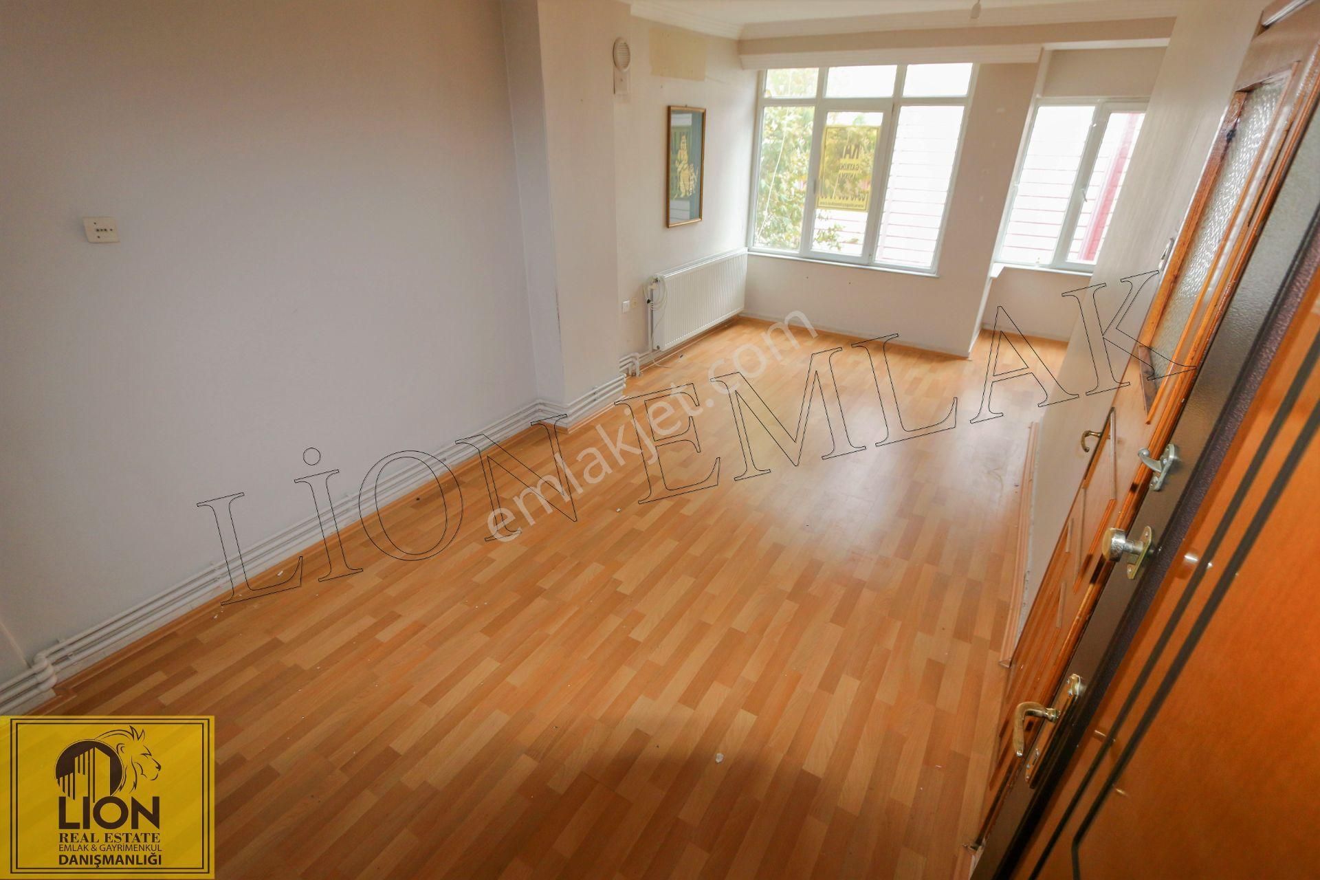 Bandırma Günaydın'da Çarşı Merkez'de Kiralık 1+1 Daire
