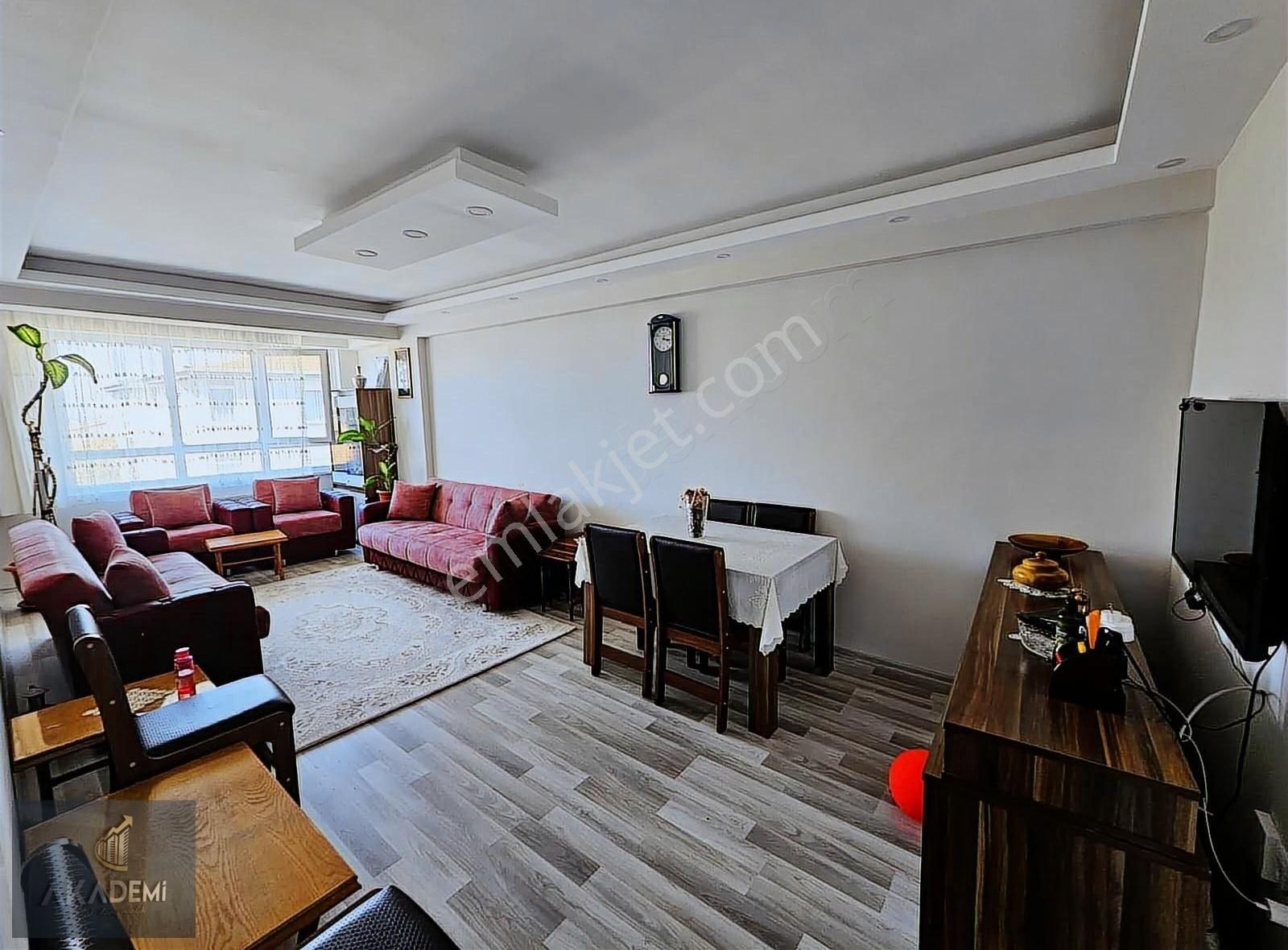 Akademi'den Göztepe'de Full Eşyalı Abonelikleri Açık 2+1 Kiralık