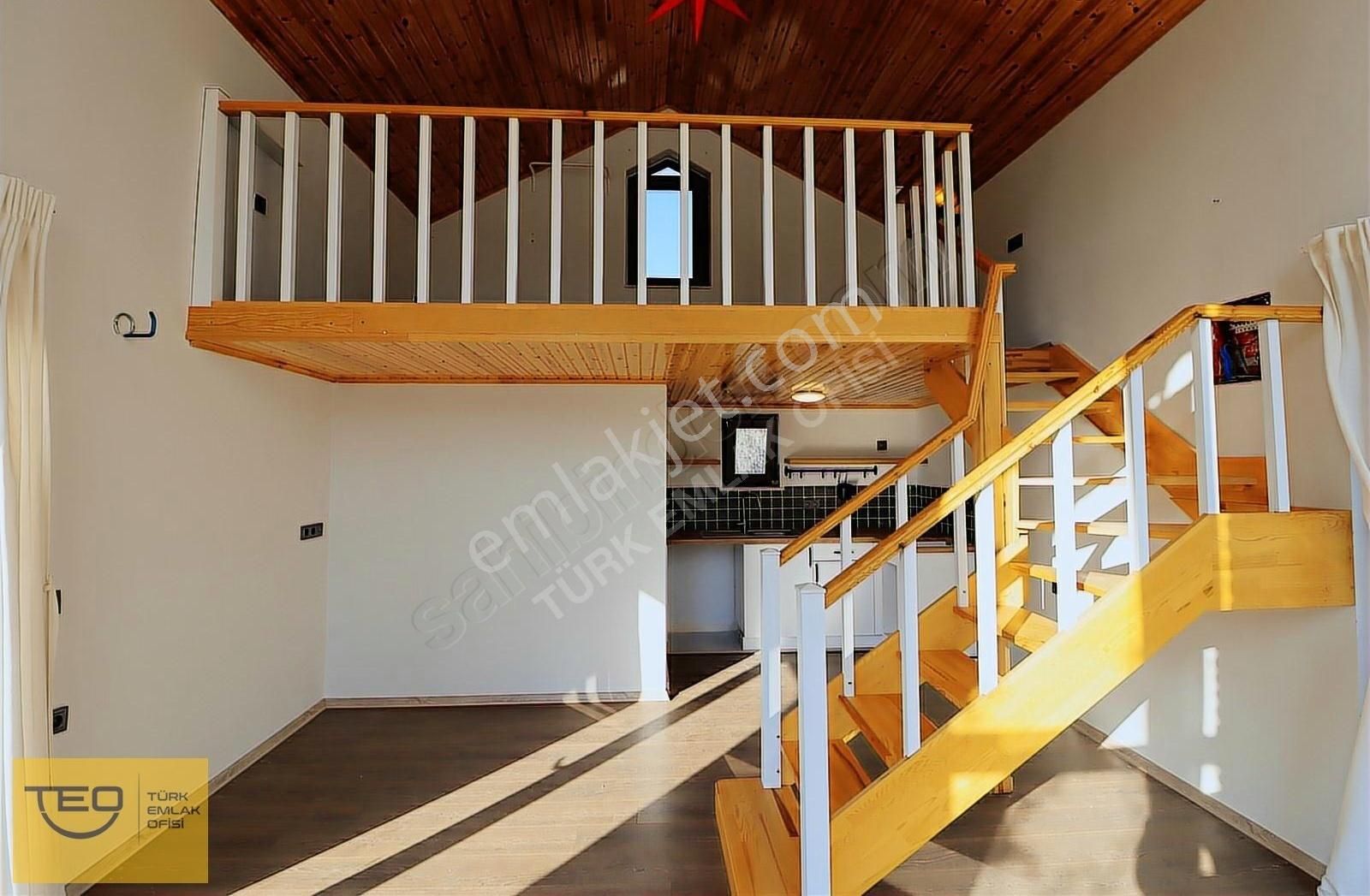 Antalya Bayatbademleri'nde Panoramik Orman Manzaralı Müstakil Ev