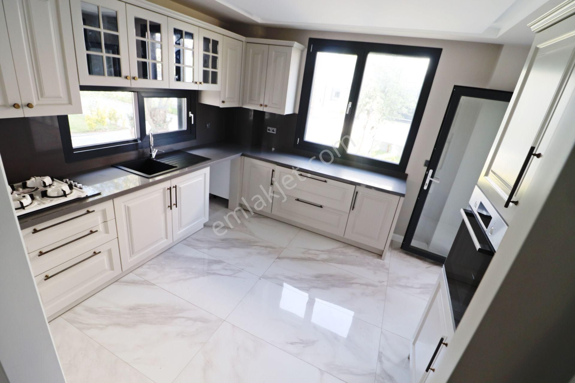 Irmaksudan Güre De Tasarım Harikası Ultra Lüx Satılık 3+1 Villa - Görsel 4