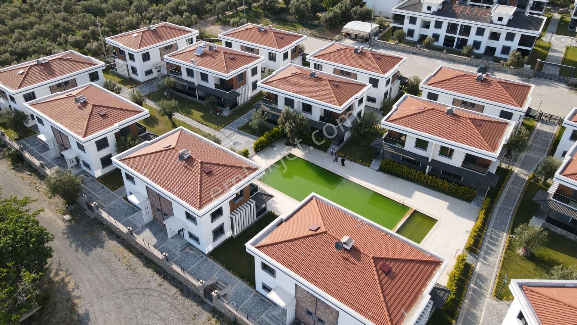 Irmaksudan Güre De Tasarım Harikası Ultra Lüx Satılık 3+1 Villa - Görsel 8