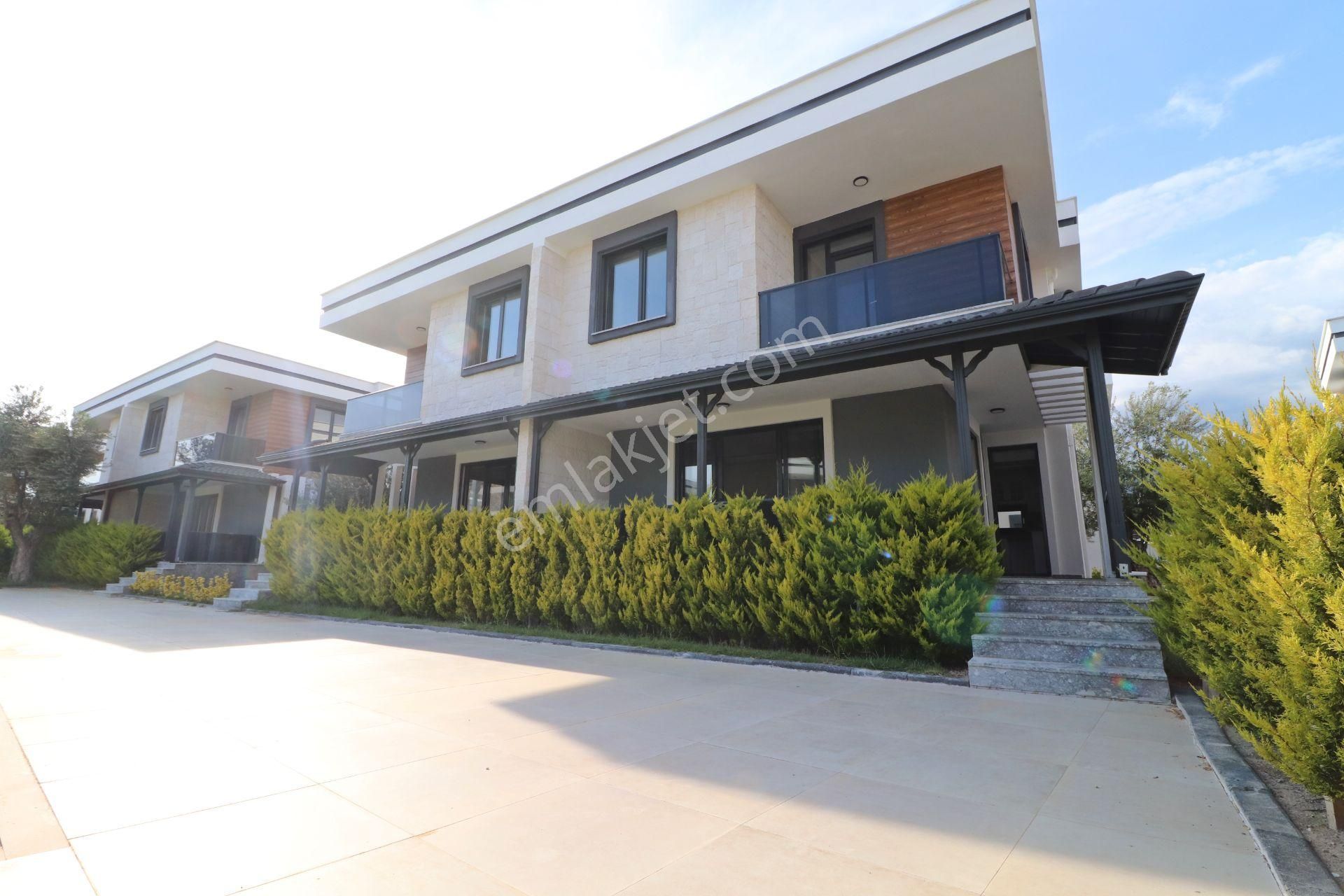 Irmaksudan Güre De Tasarım Harikası Ultra Lüx Satılık 3+1 Villa - Görsel 13