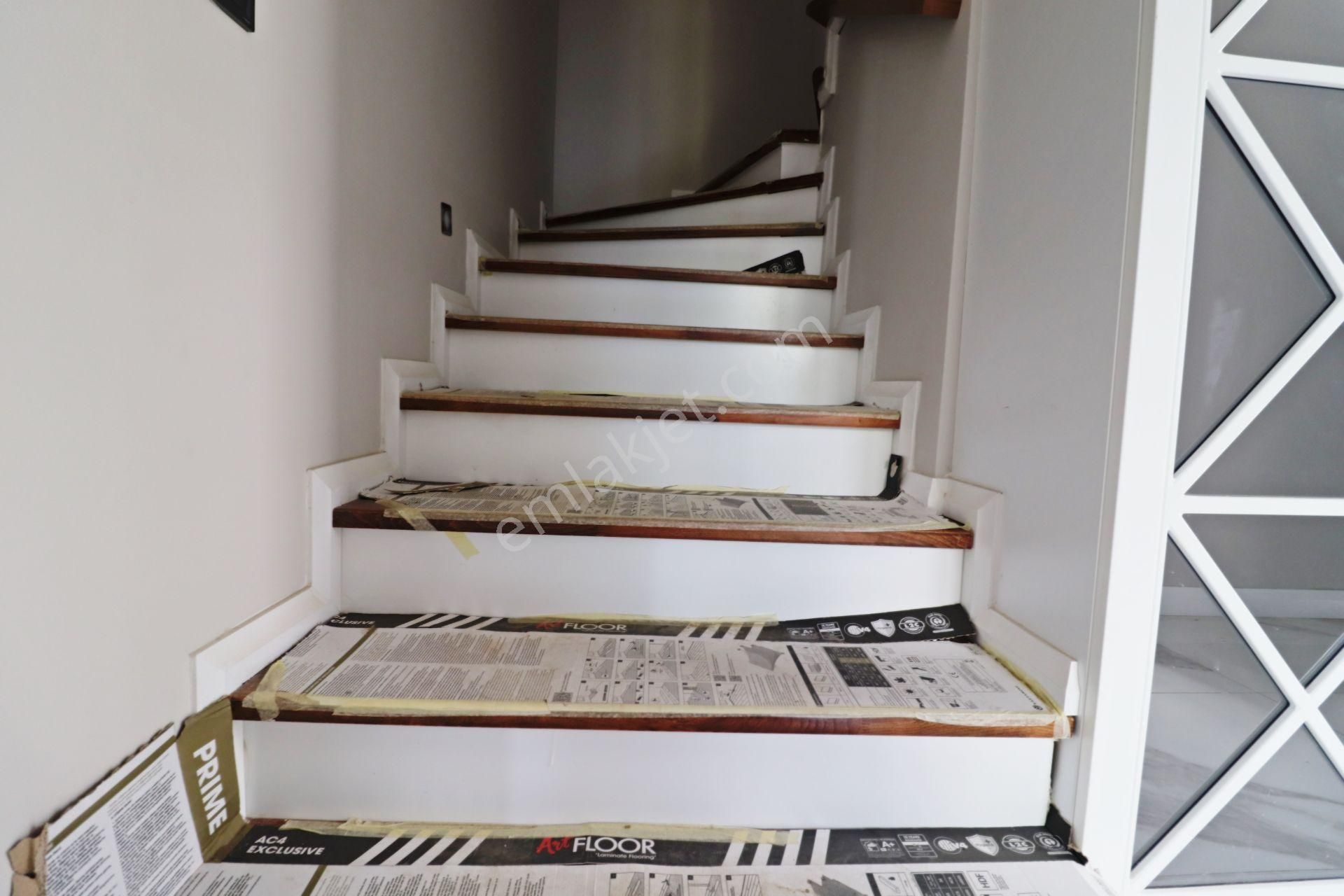 Irmaksudan Güre De Tasarım Harikası Ultra Lüx Satılık 3+1 Villa - Görsel 17