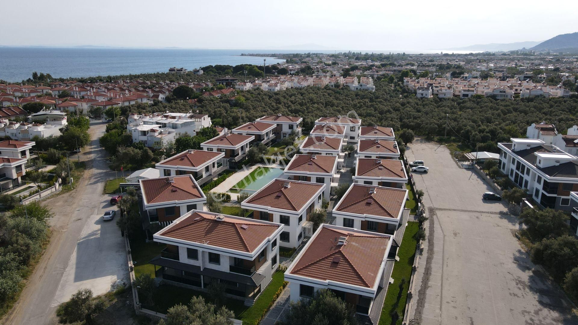 Irmaksudan Güre De Tasarım Harikası Ultra Lüx Satılık 3+1 Villa - Görsel 19