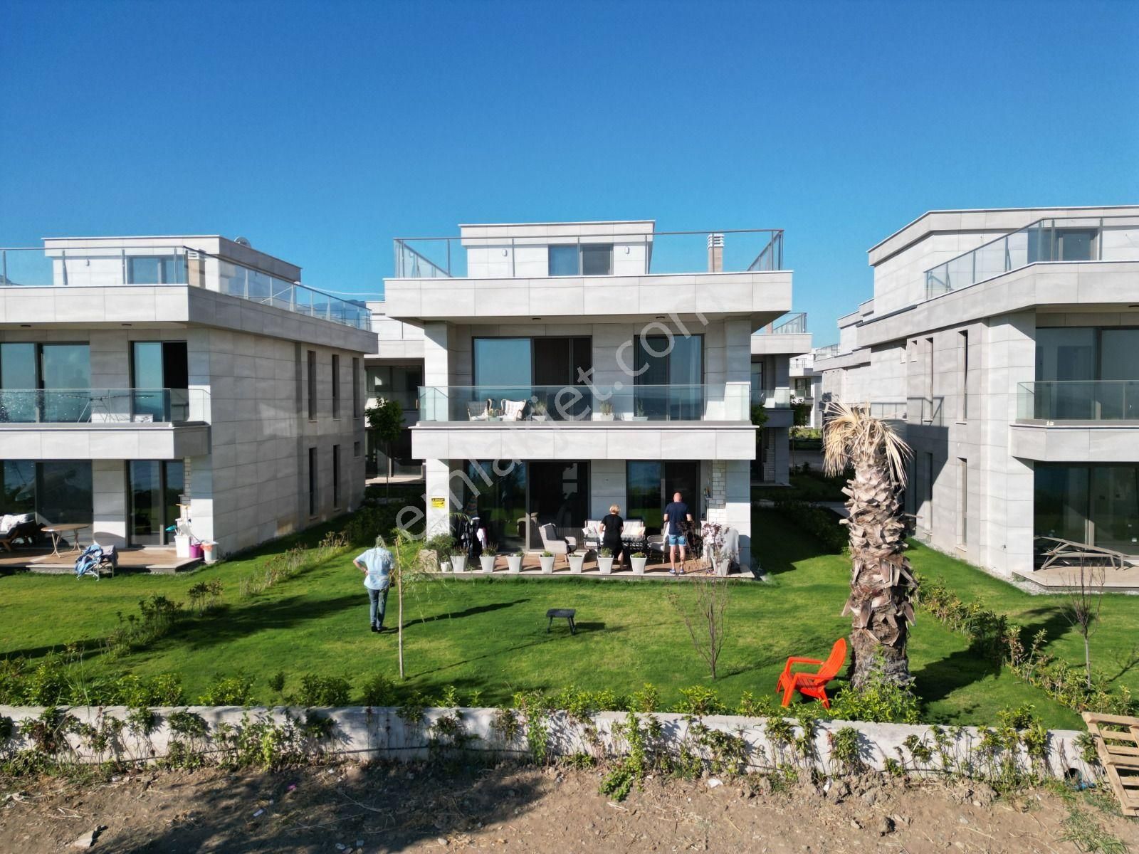 Sabri Pınarbaşı'dan Deniz'e Sıfır Satılık Site İçinde Villa - Görsel 6