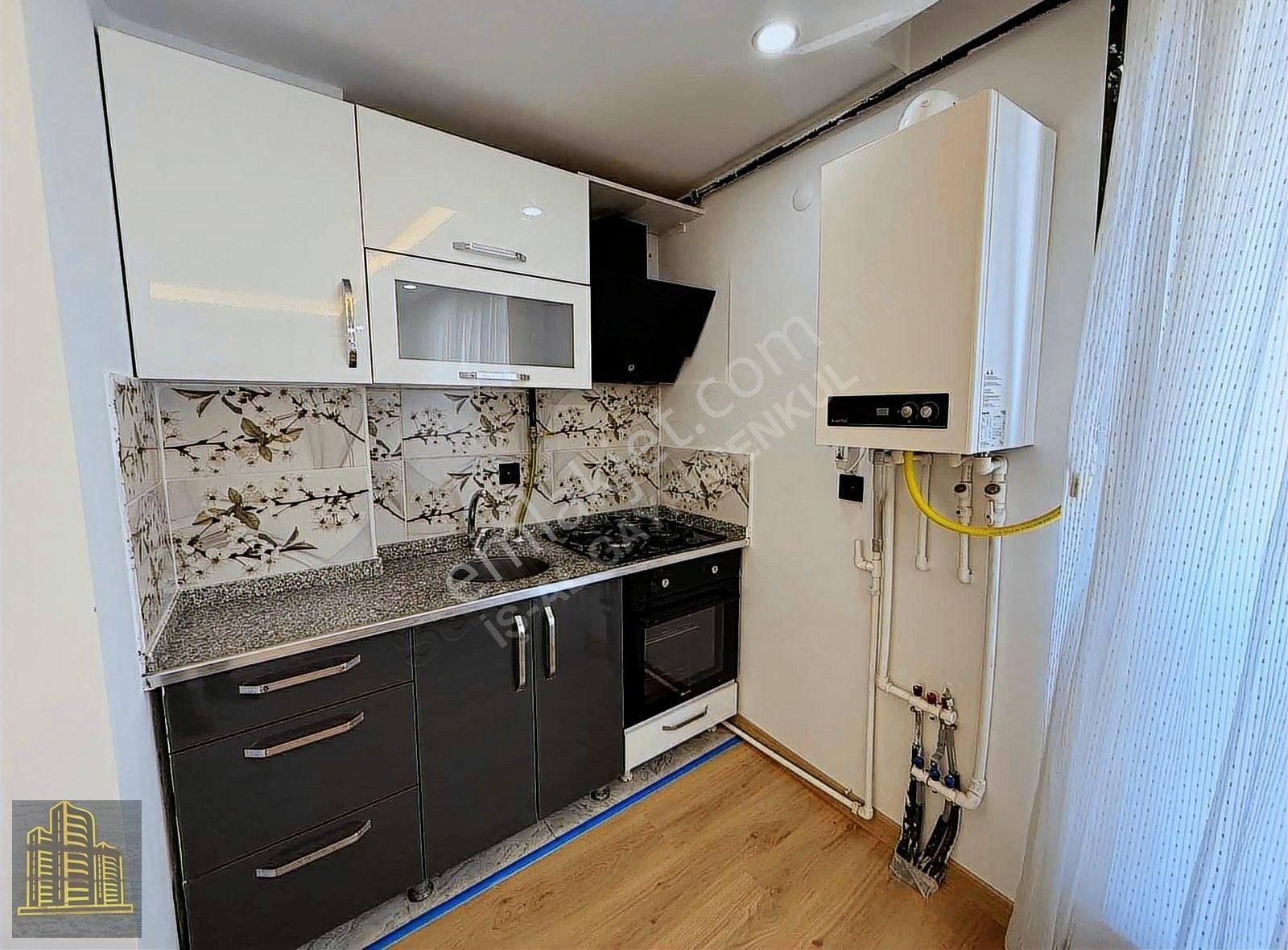 İş-al Gayrimenkulden Lemar Avm 'nin Dibinde Fuul Eşyalı 1+1 - Görsel 6