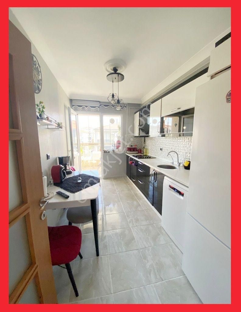 Şehit Akın Acar Okuluna Yakın 100m2 2+1 2017yapımı İskanlı Lüx