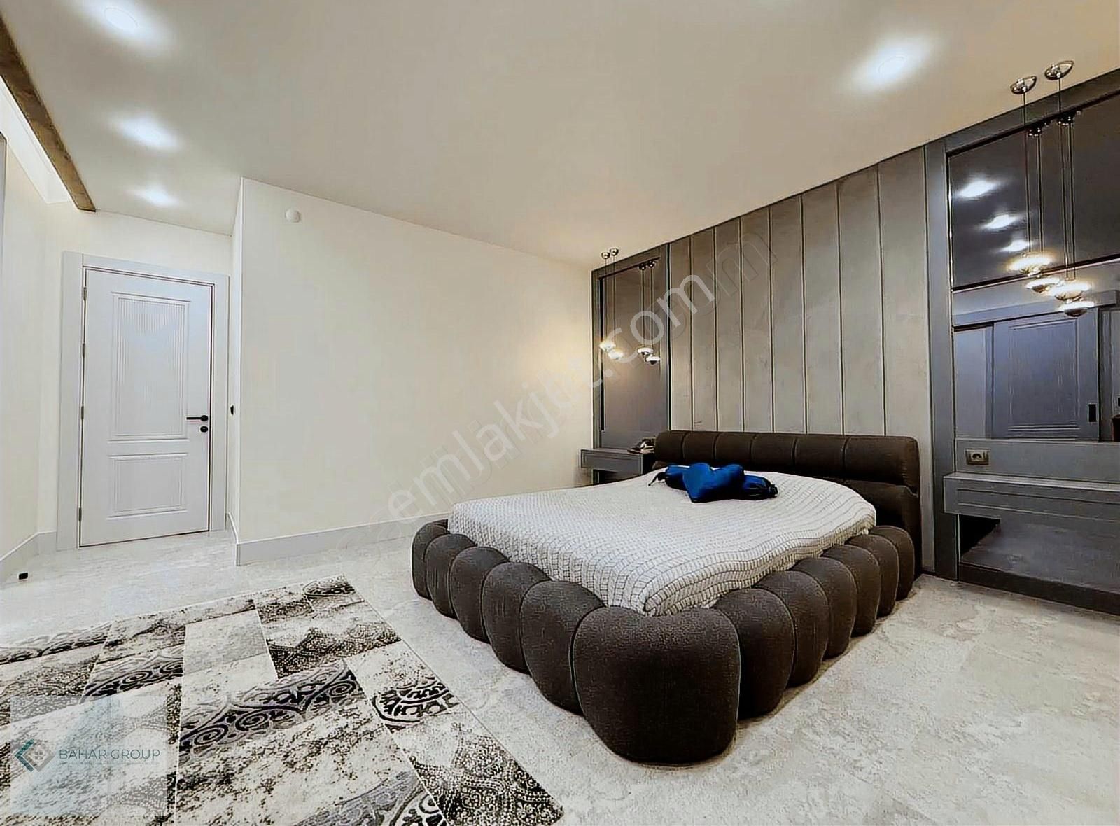 5+1 Özel Mimari 220 M2 Net Kullanım Alanı Emsalsiz Villa - Görsel 16