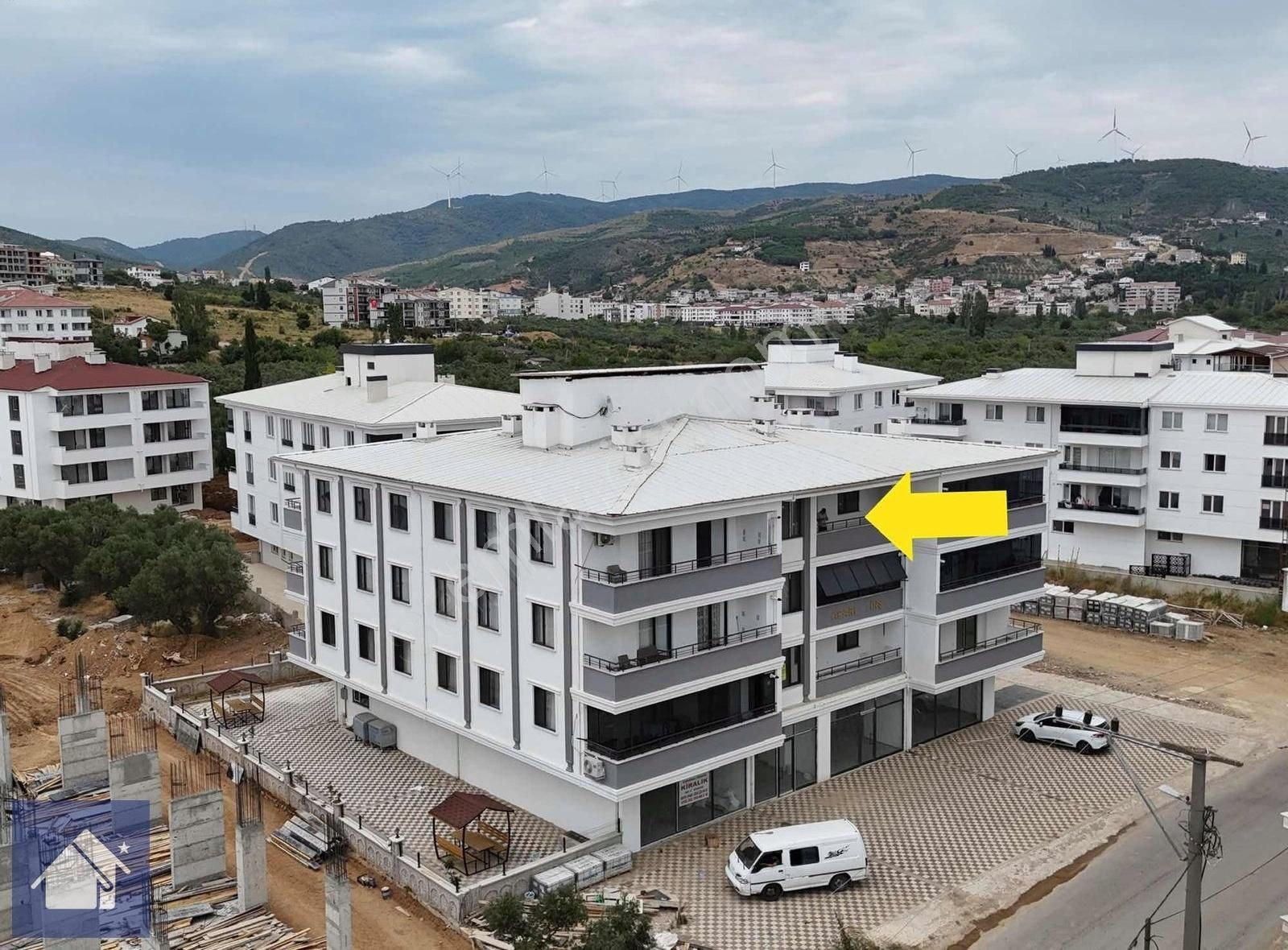 *yiğit Emlak Armutlu'dan*denize 100 Metre*2+1*sıfır*lüks Daire