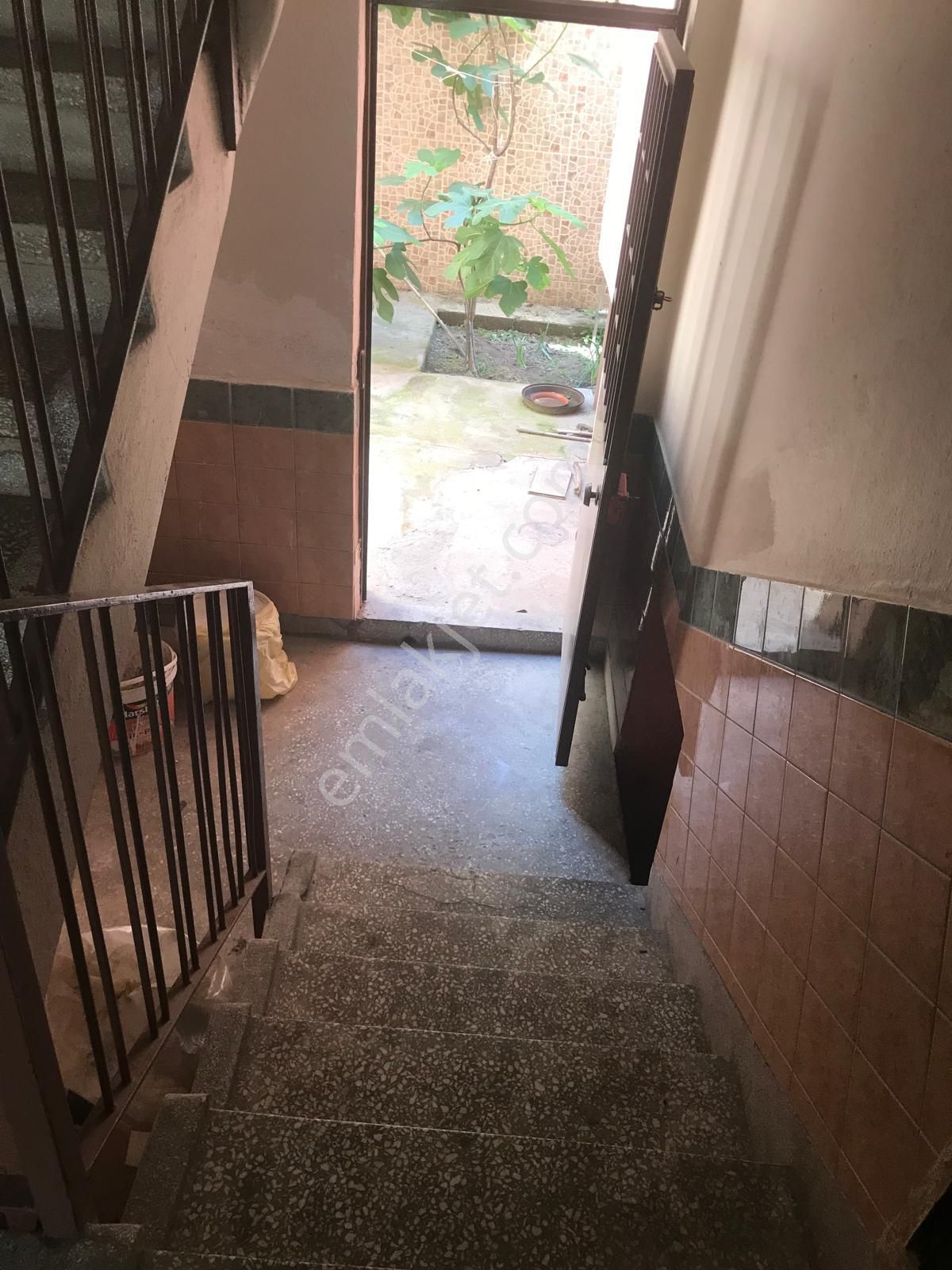 Cumhuriyet Mahallesinde Komple Satılık Bina - Görsel 8