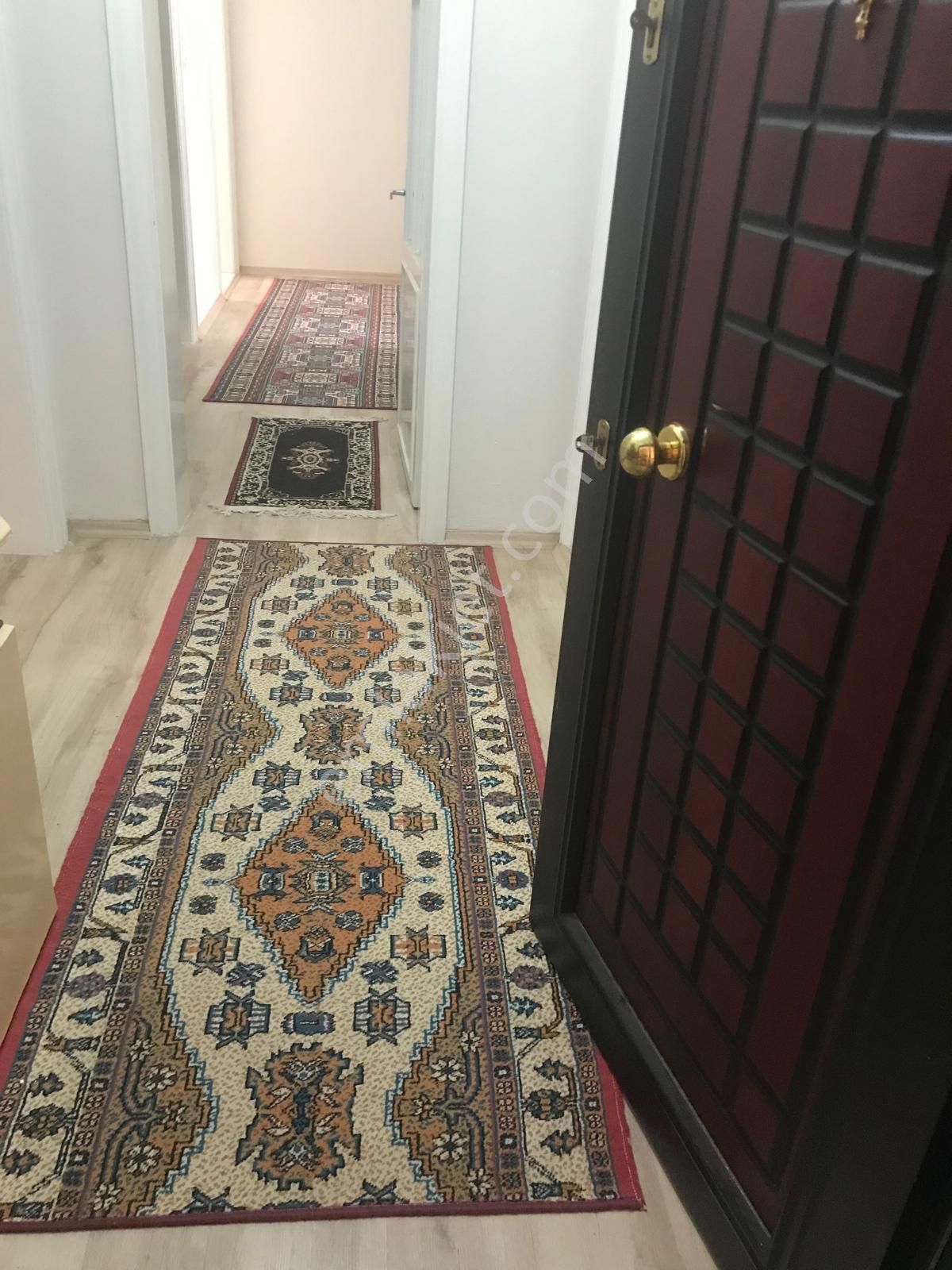 Cumhuriyet Mahallesinde Komple Satılık Bina - Görsel 3