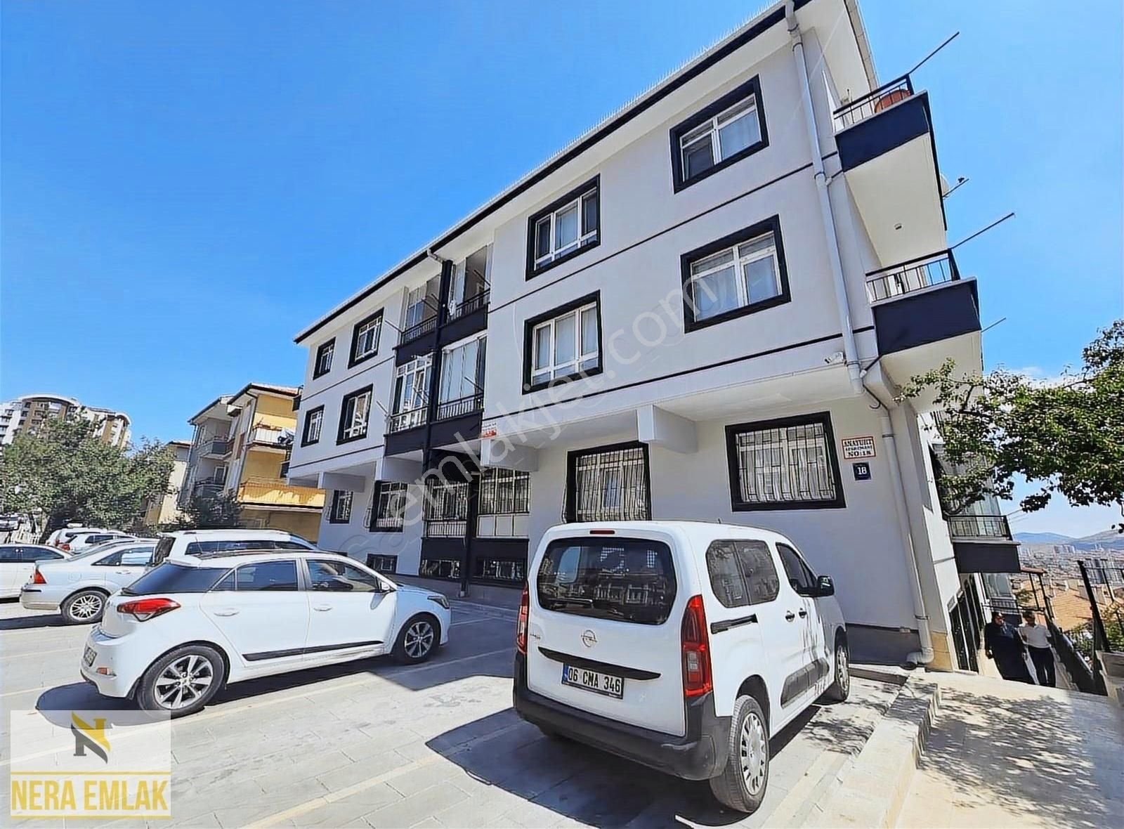 Sanatoryum Hastanesi Yakını Mantolamalı Bina Geniş M2 3+1