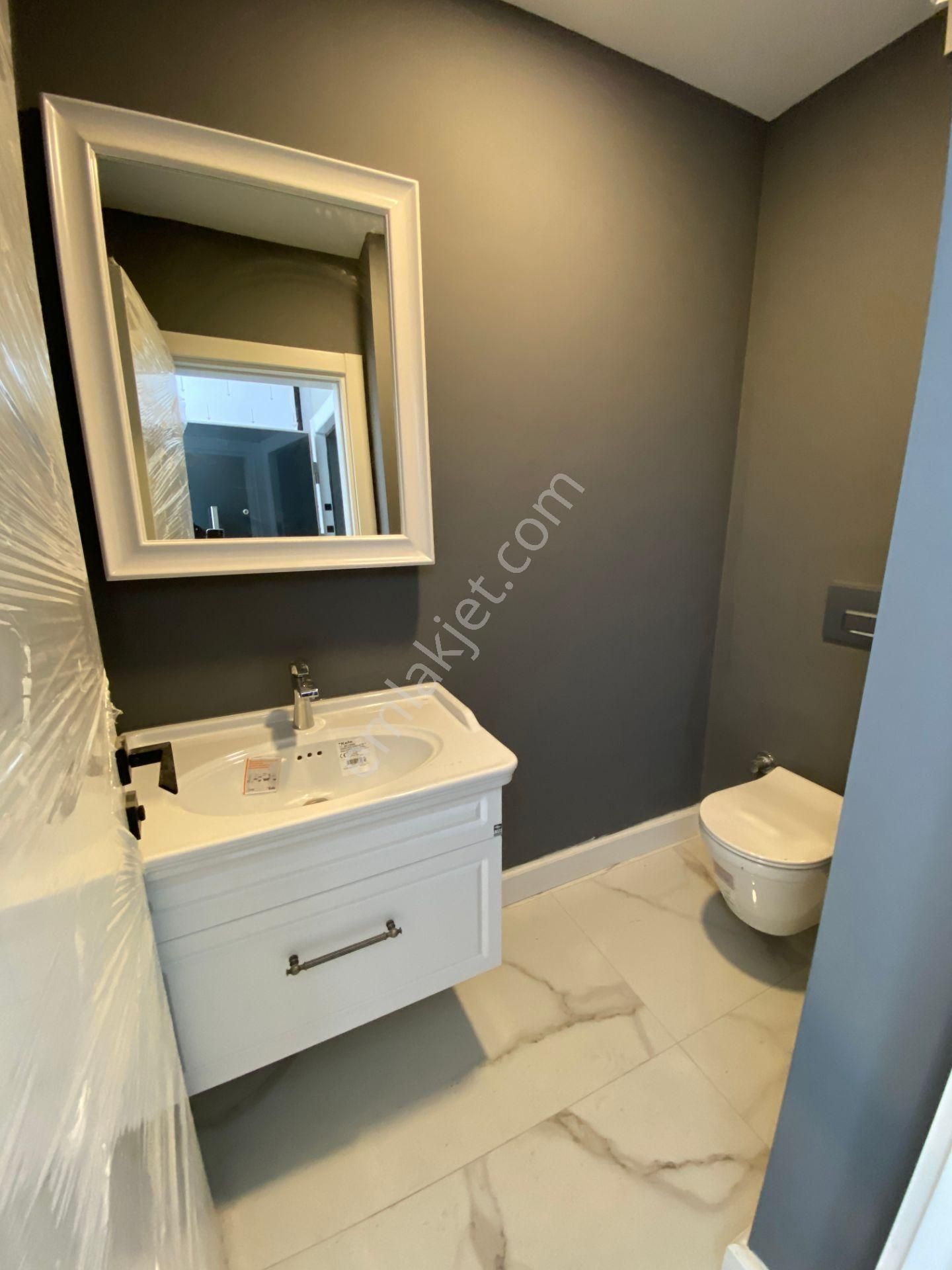 Yankı'dan Madende 165 M2 4 Yıllık Butik Sitede 3+1 Dubleks Daire - Görsel 10