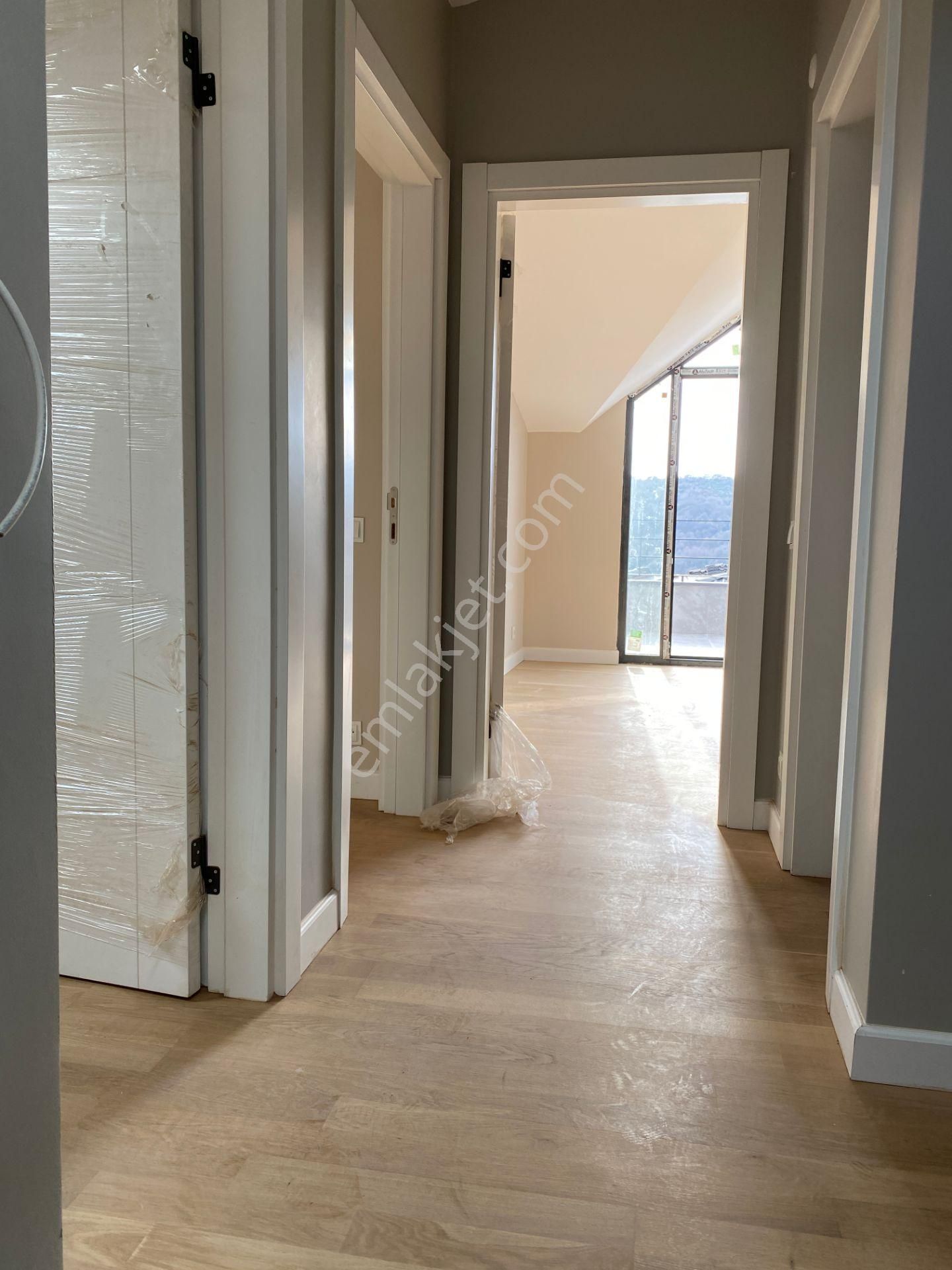 Yankı'dan Madende 165 M2 4 Yıllık Butik Sitede 3+1 Dubleks Daire - Görsel 14