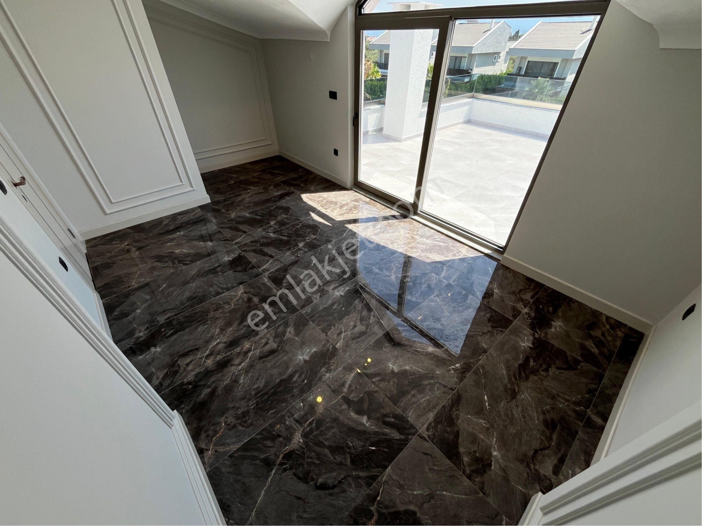 Arya'dan Müstakil Havuzlu Lüks 4+1 Satılık Villa - Görsel 35