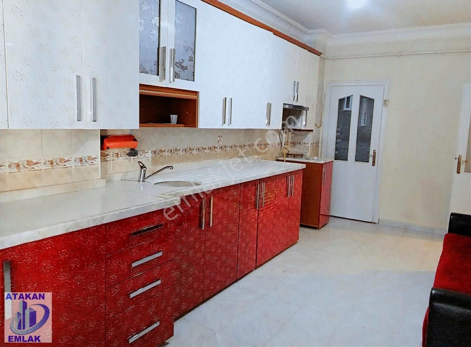 Fahri Kayahan Begüm Kartal Civarı 3+1 Ara Kat Kiralık Daire
